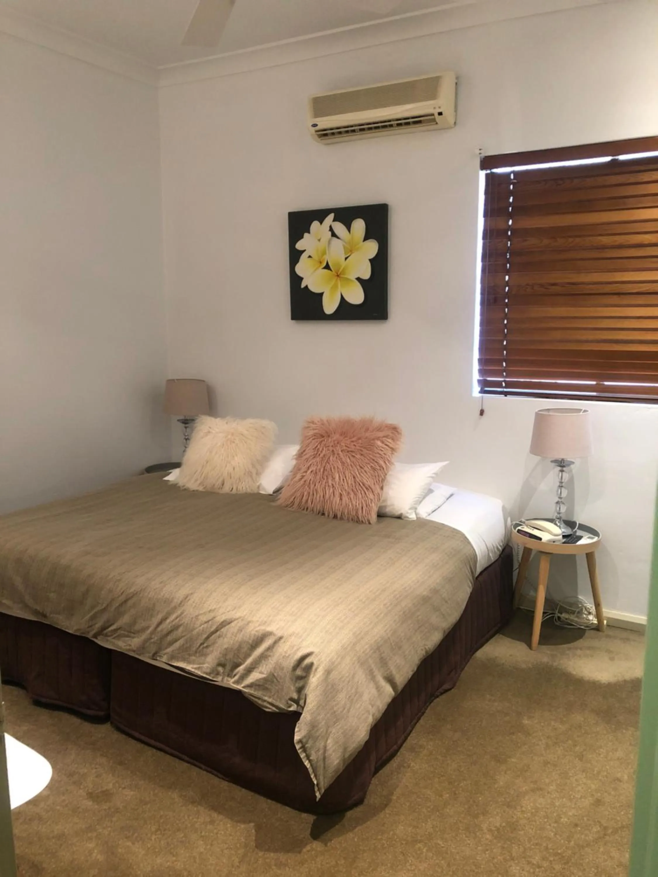 Bed in Hotel 59 Sydney