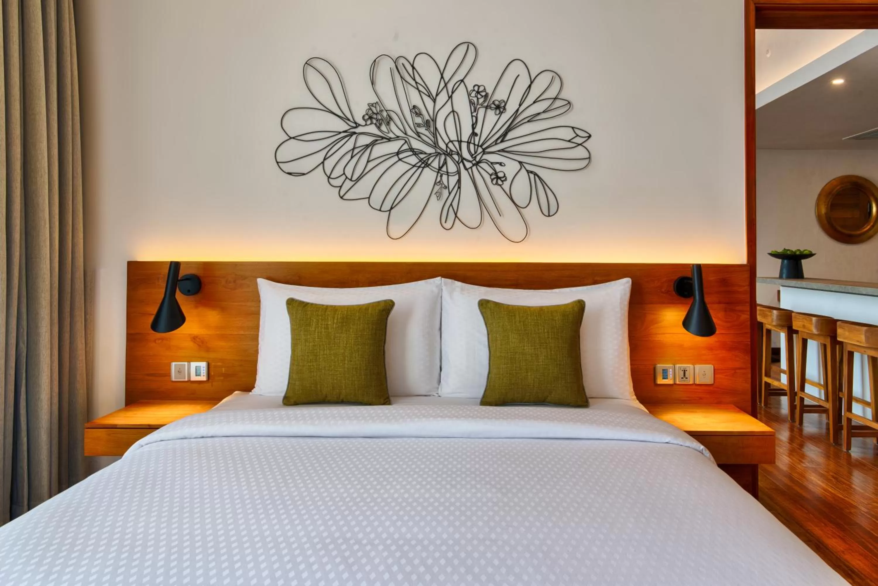 Bed in Jetwing Colombo Seven