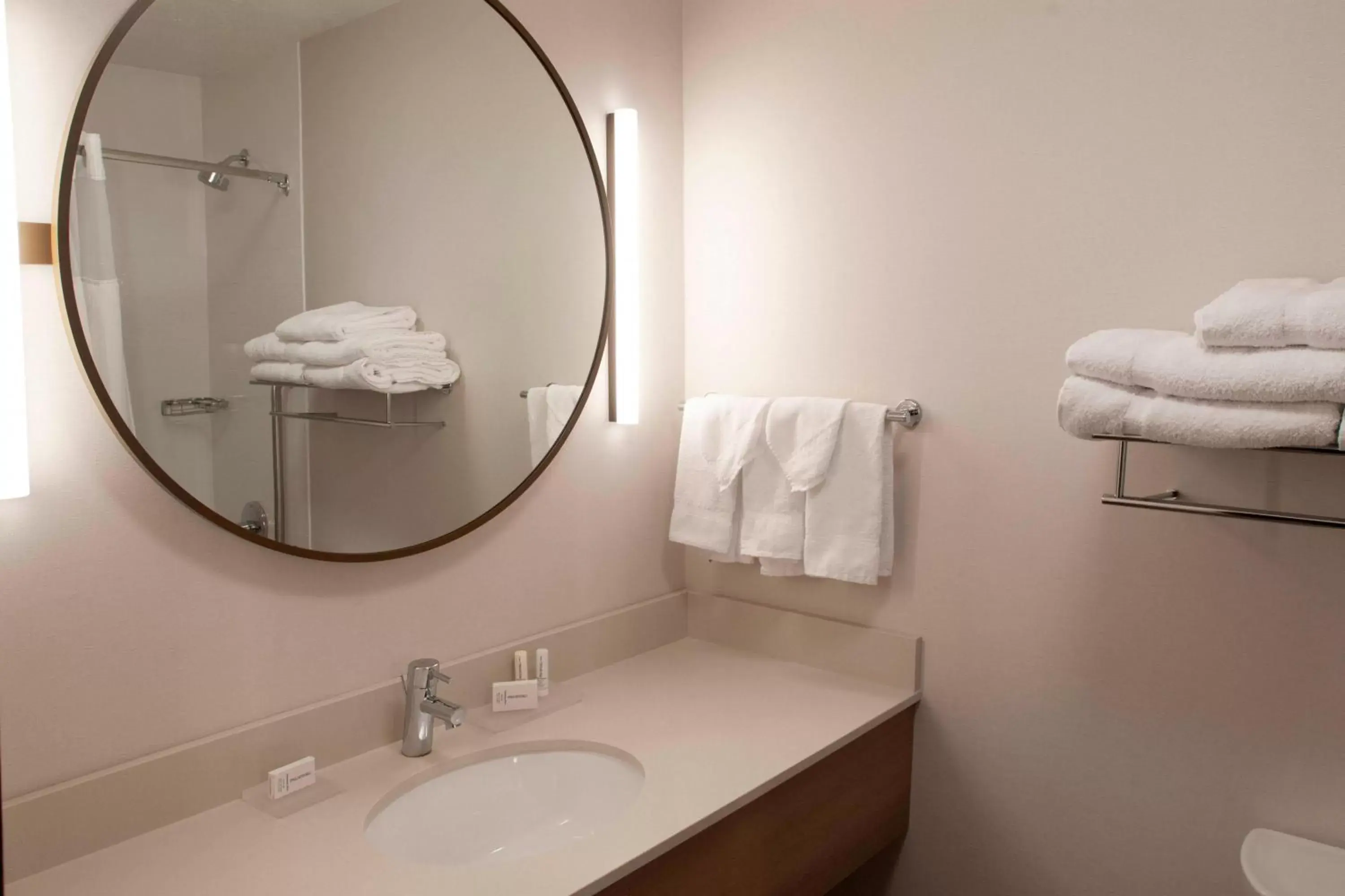 Photo of the whole room, Bathroom in Fairfield Inn & Suites by Marriott Spokane Valley