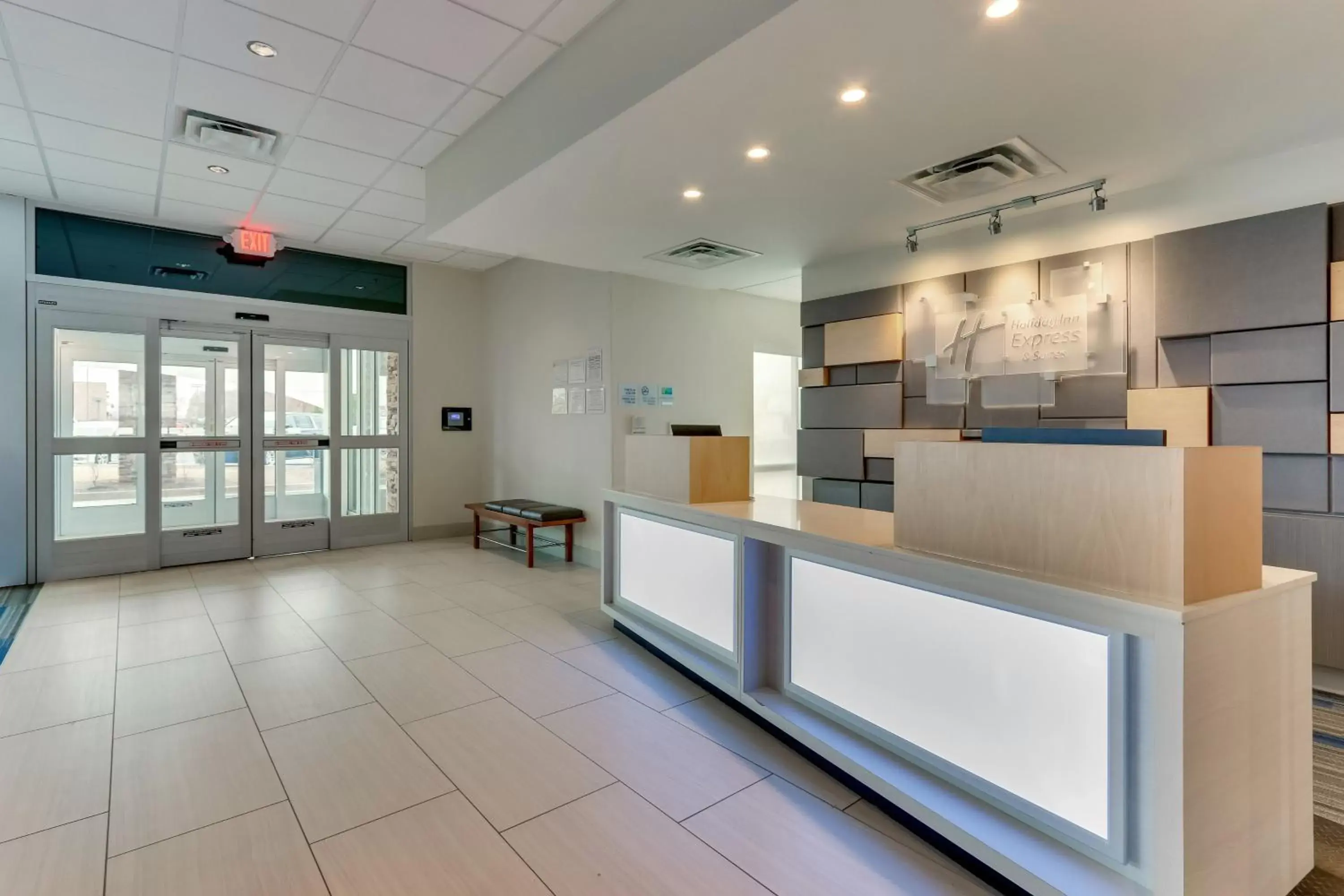 Property building, Lobby/Reception in Holiday Inn Express & Suites - Dawsonville, an IHG Hotel