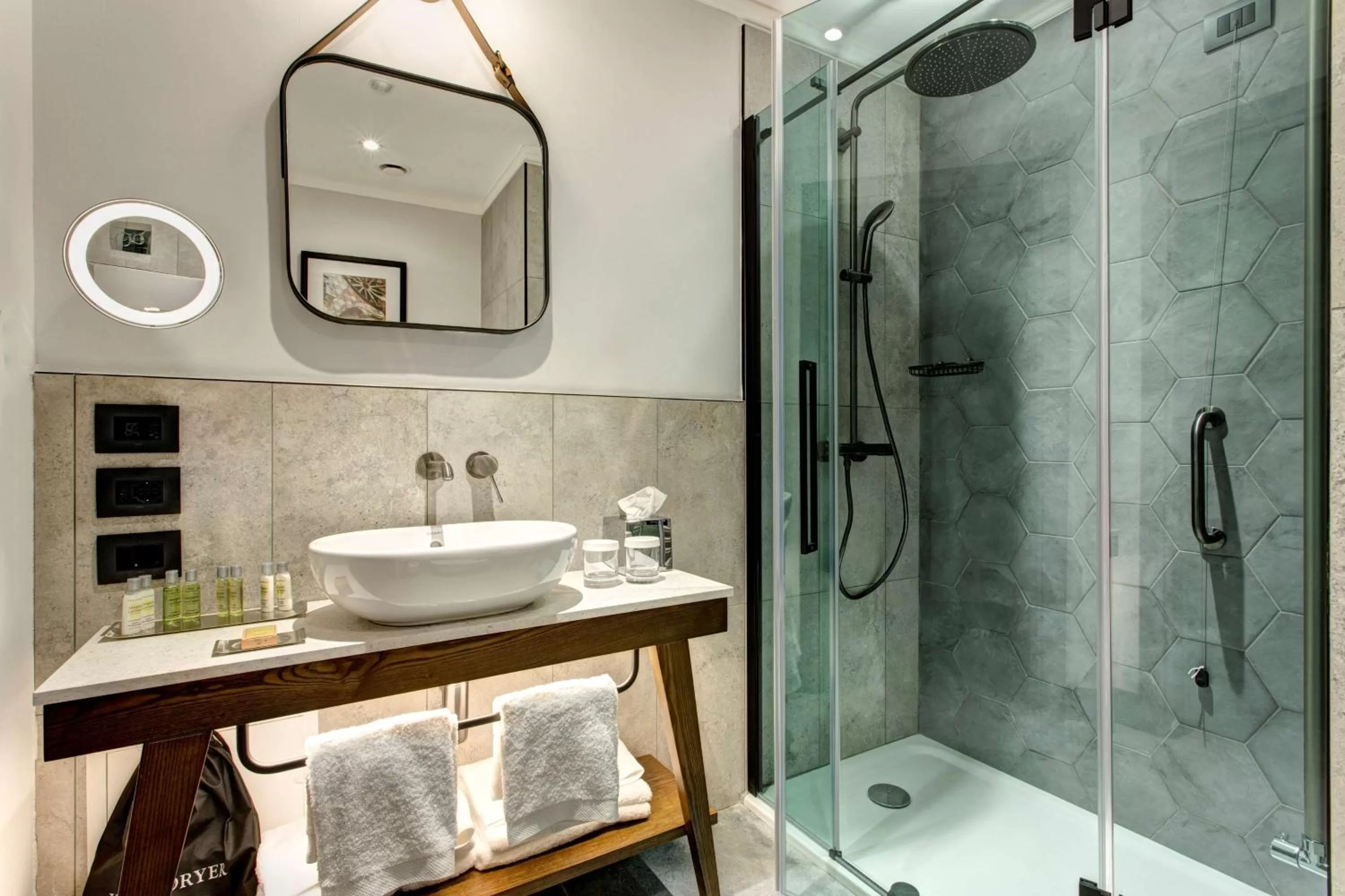 Bathroom in DoubleTree By Hilton Rome Monti