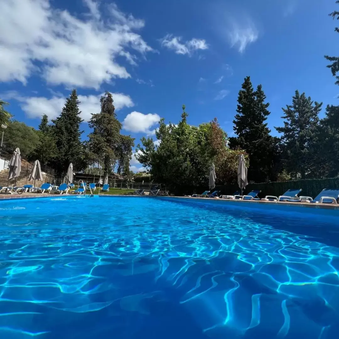 Swimming Pool in Hotel Finca Los Abetos