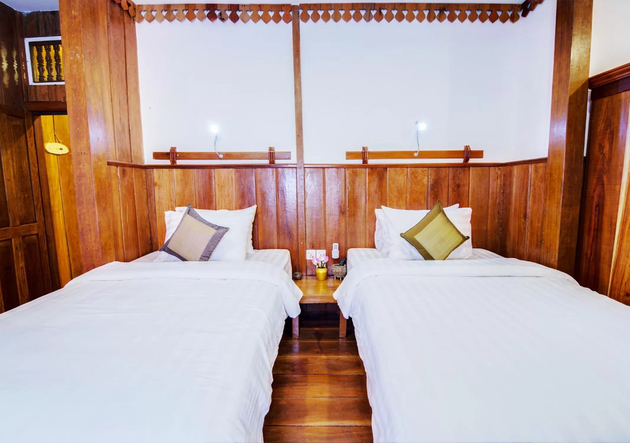 Bed in Maison Model d'Angkor