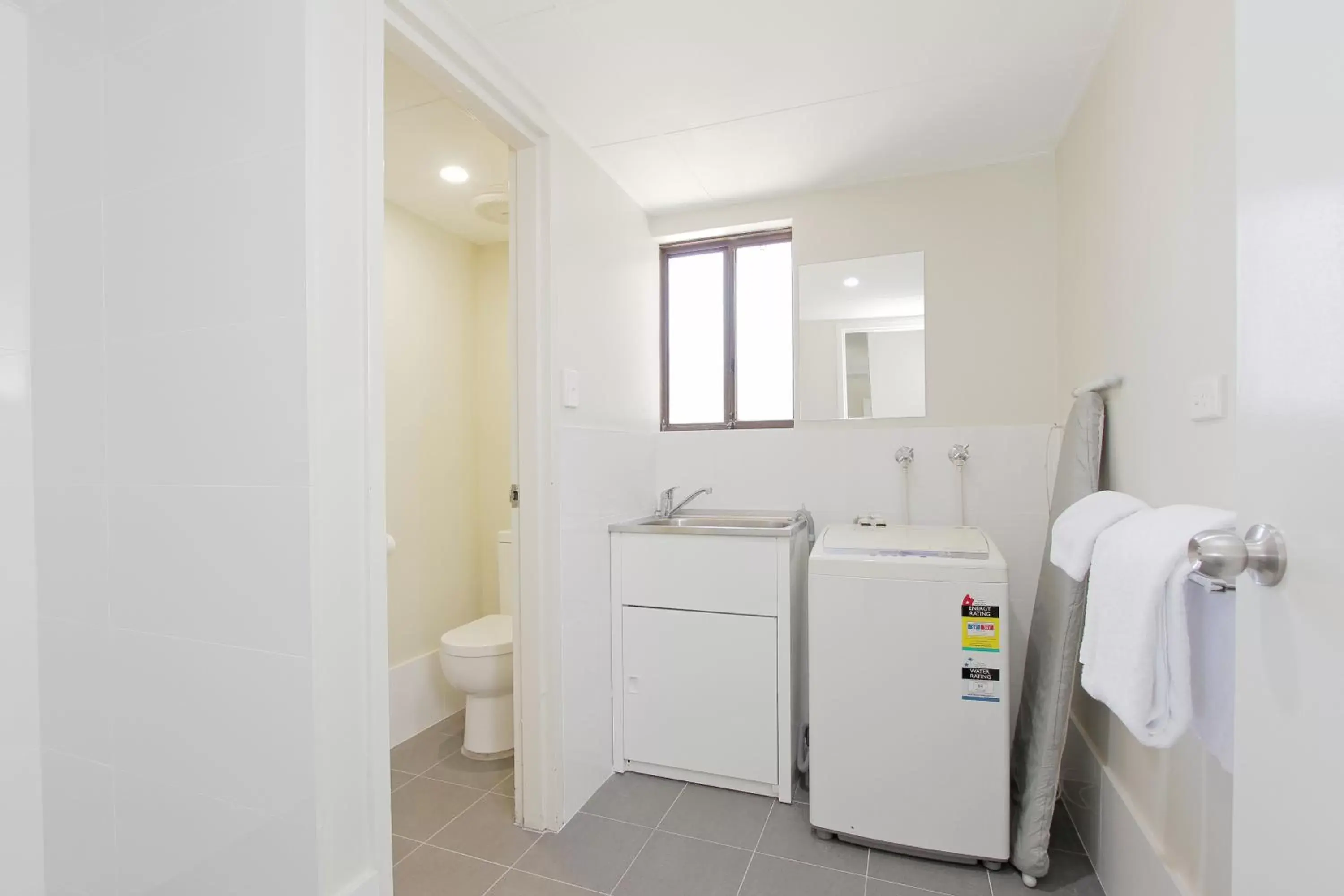 Toilet, Bathroom in Quality Resort Sorrento Beach