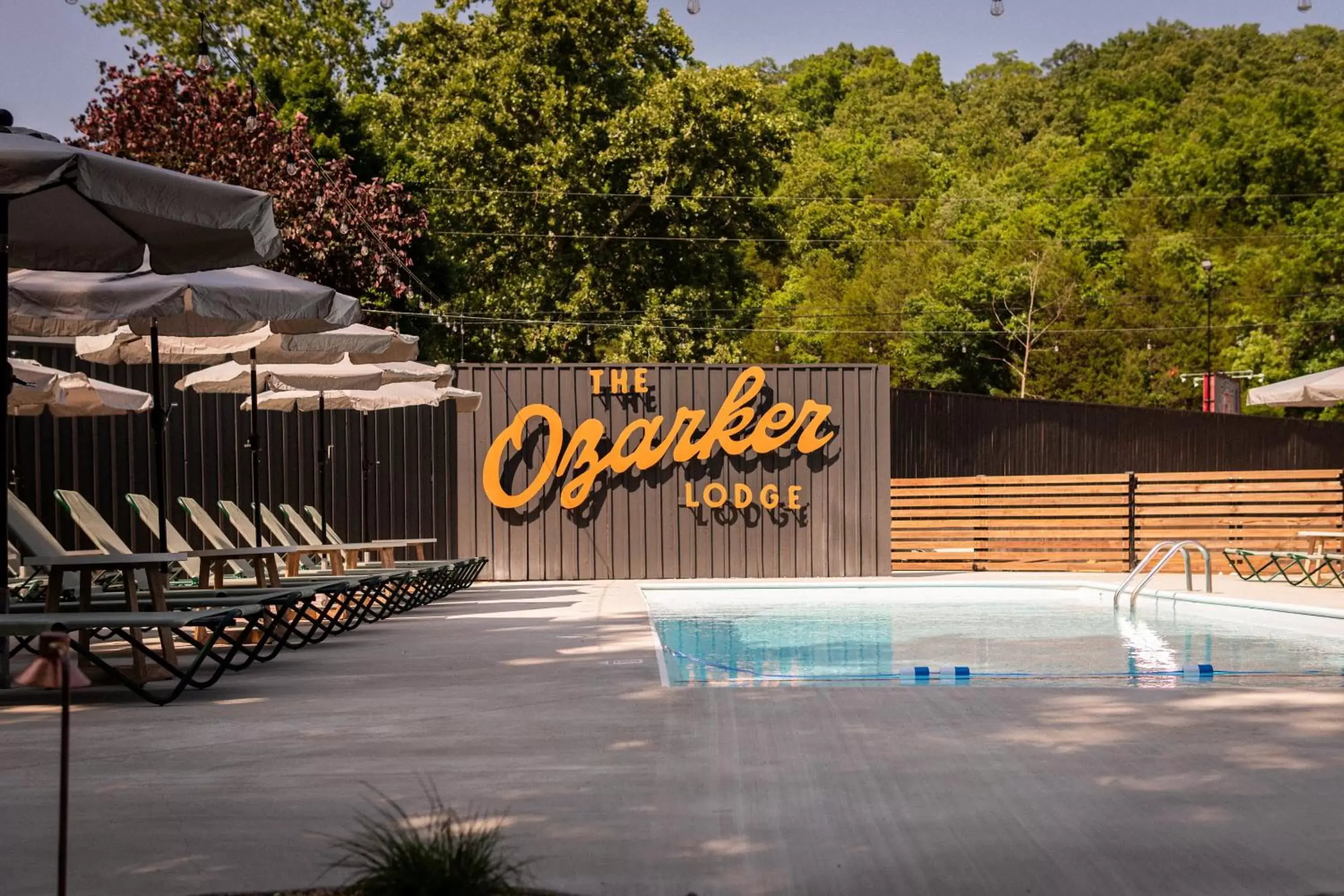 Swimming Pool in The Ozarker Lodge