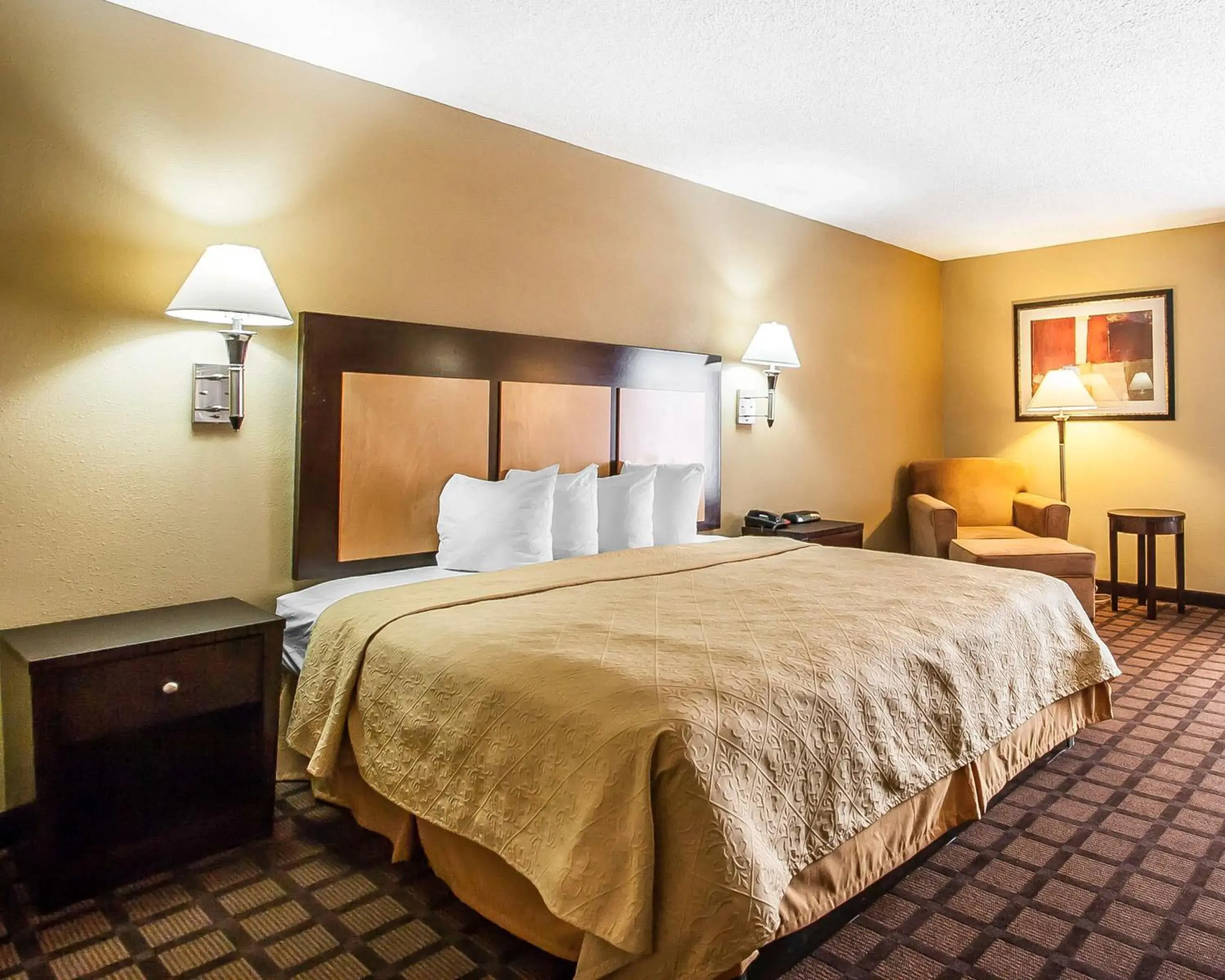 King Room - Non-Smoking in Quality Inn King Room - Non-Smoking in Quality Inn