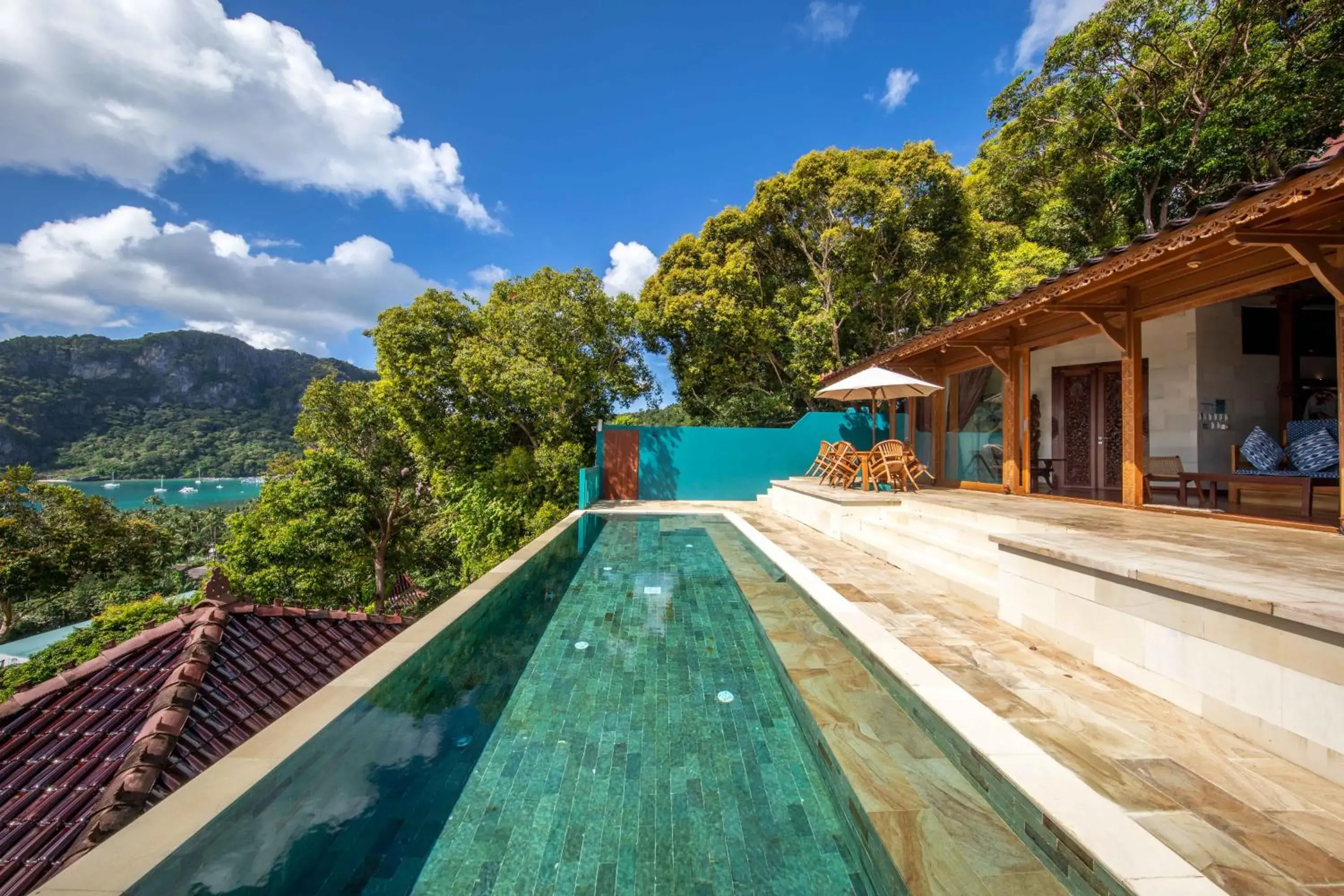 Property building, Swimming Pool in Karuna El Nido Villas