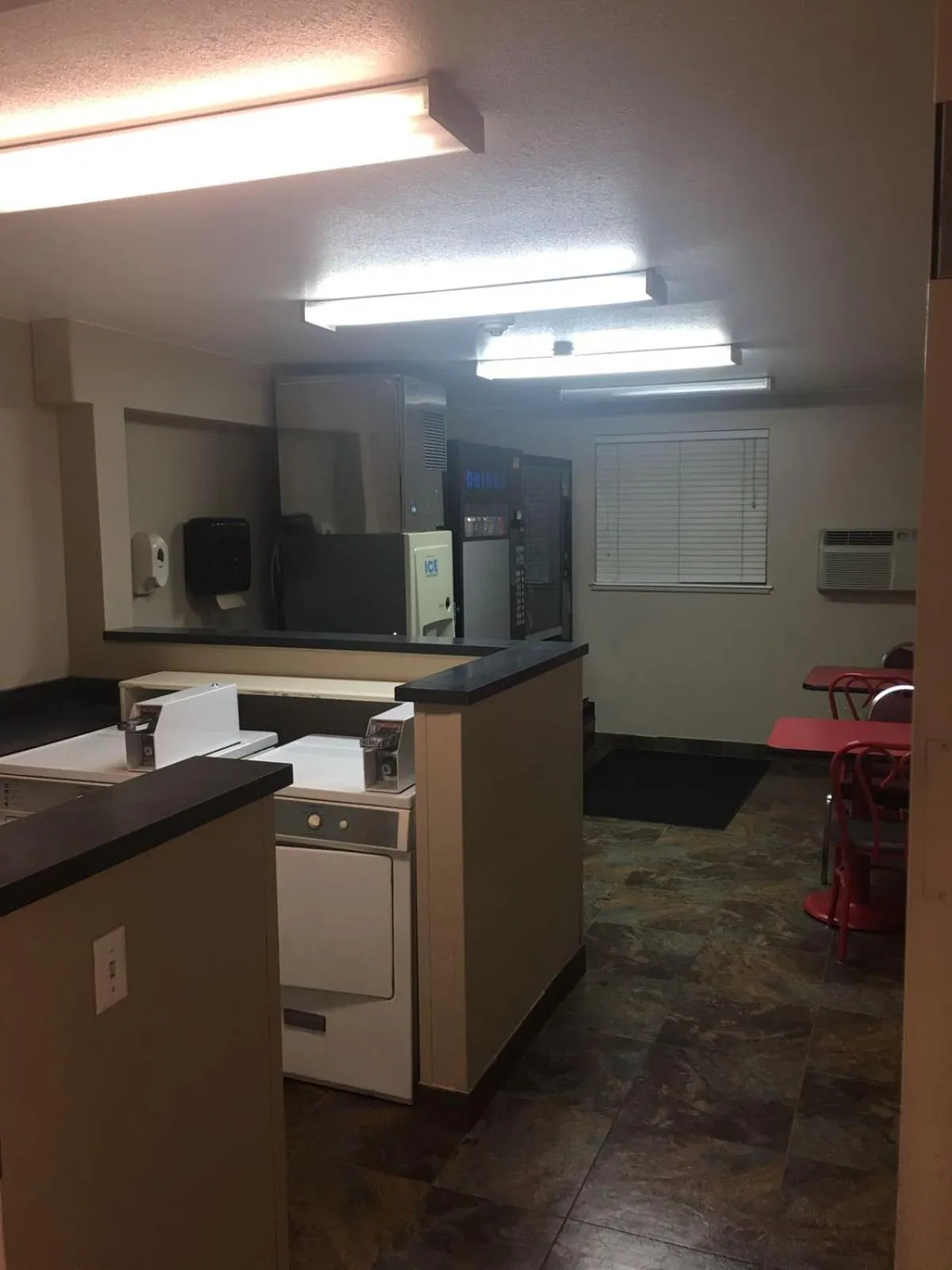 Area and facilities in Super 8 by Wyndham Helena