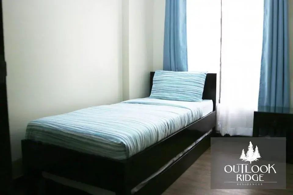 Bed in Outlook Ridge Residences