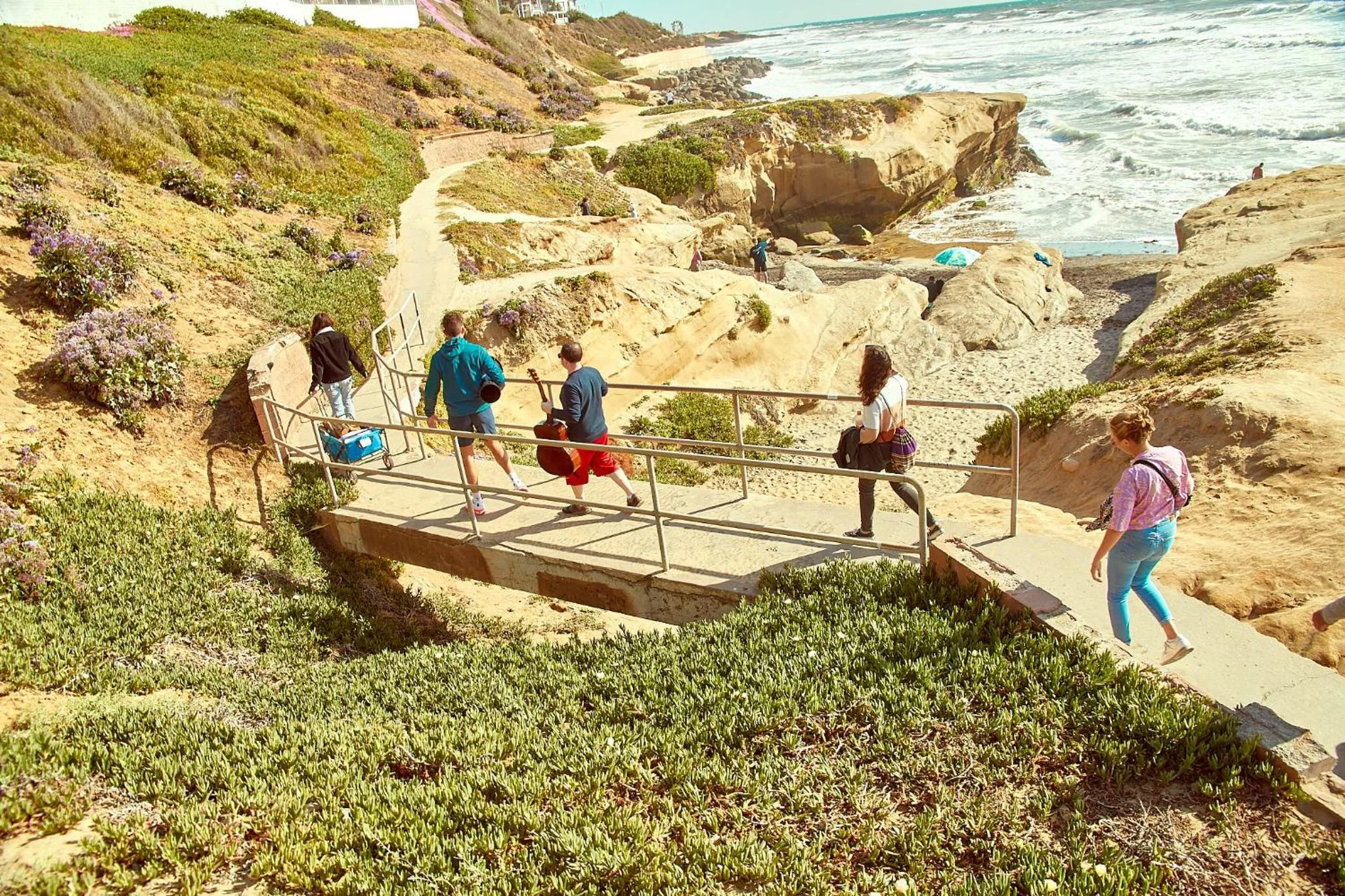 People in Samesun Ocean Beach Hotel & Hostel