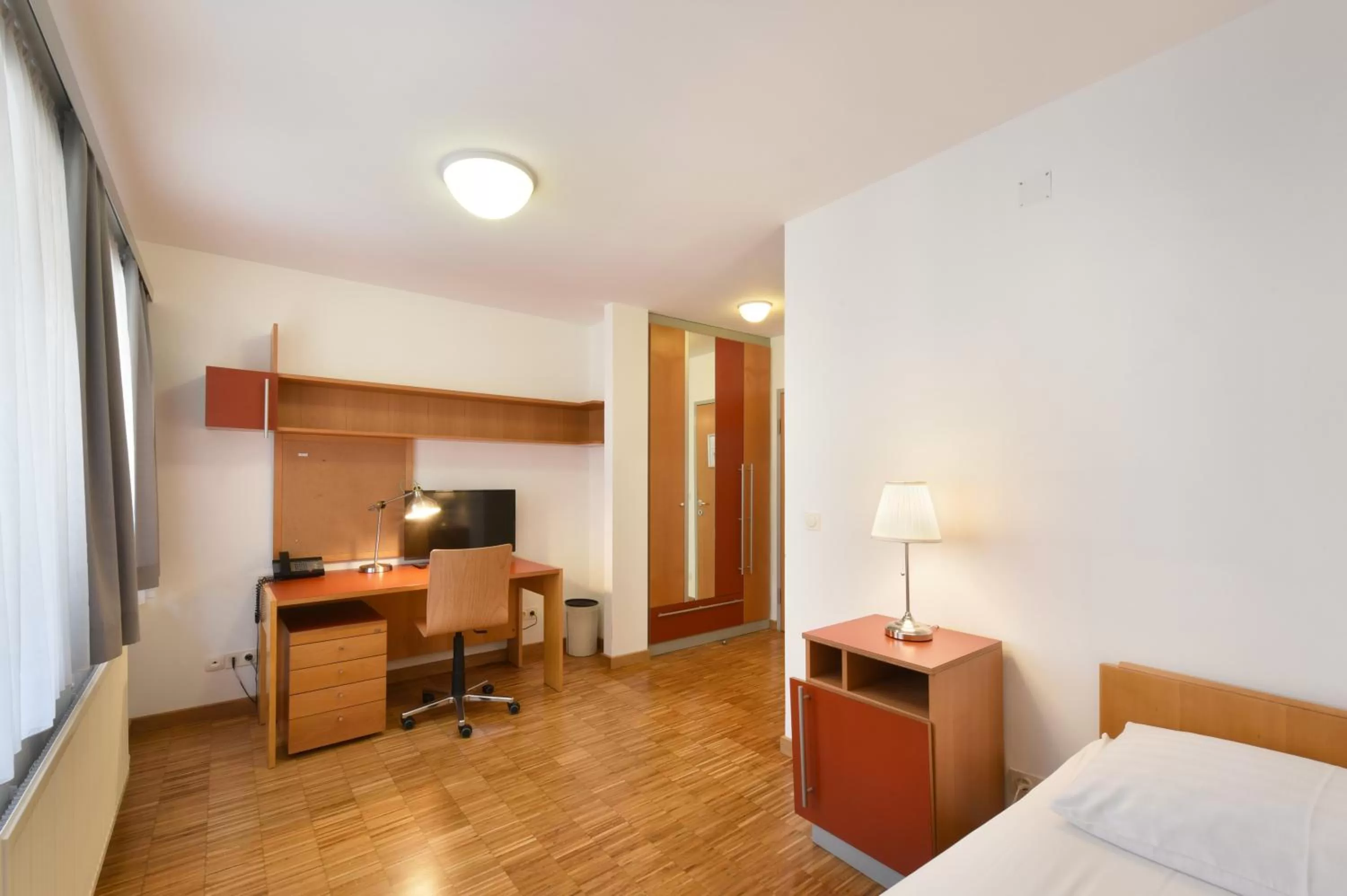 Photo of the whole room, Bed in Hotel Korotan