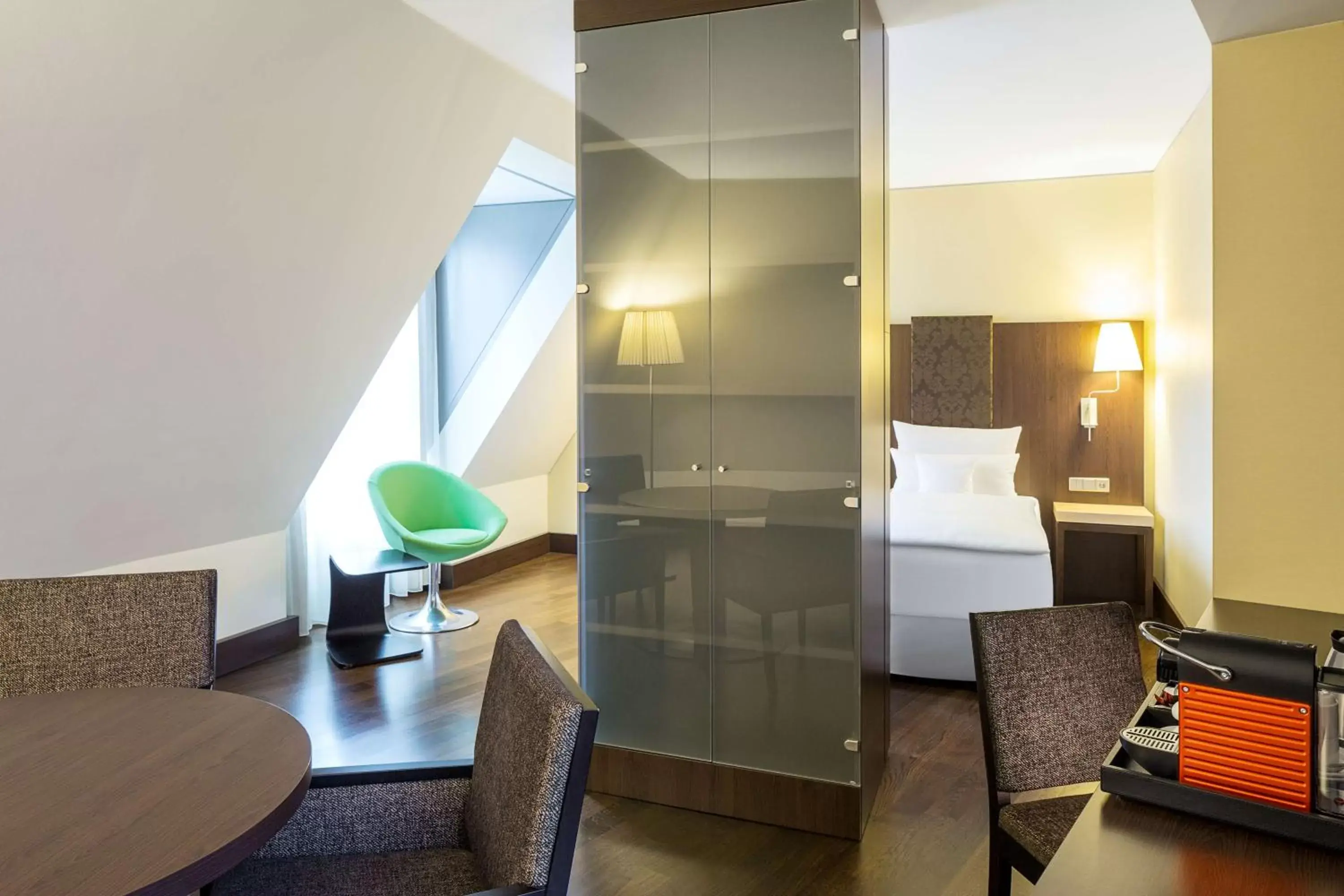 Premium Double or Twin Room with View with Extra Bed in NH Collection Dresden Altmarkt Premium Double or Twin Room with View with Extra Bed in NH Collection Dresden Altmarkt