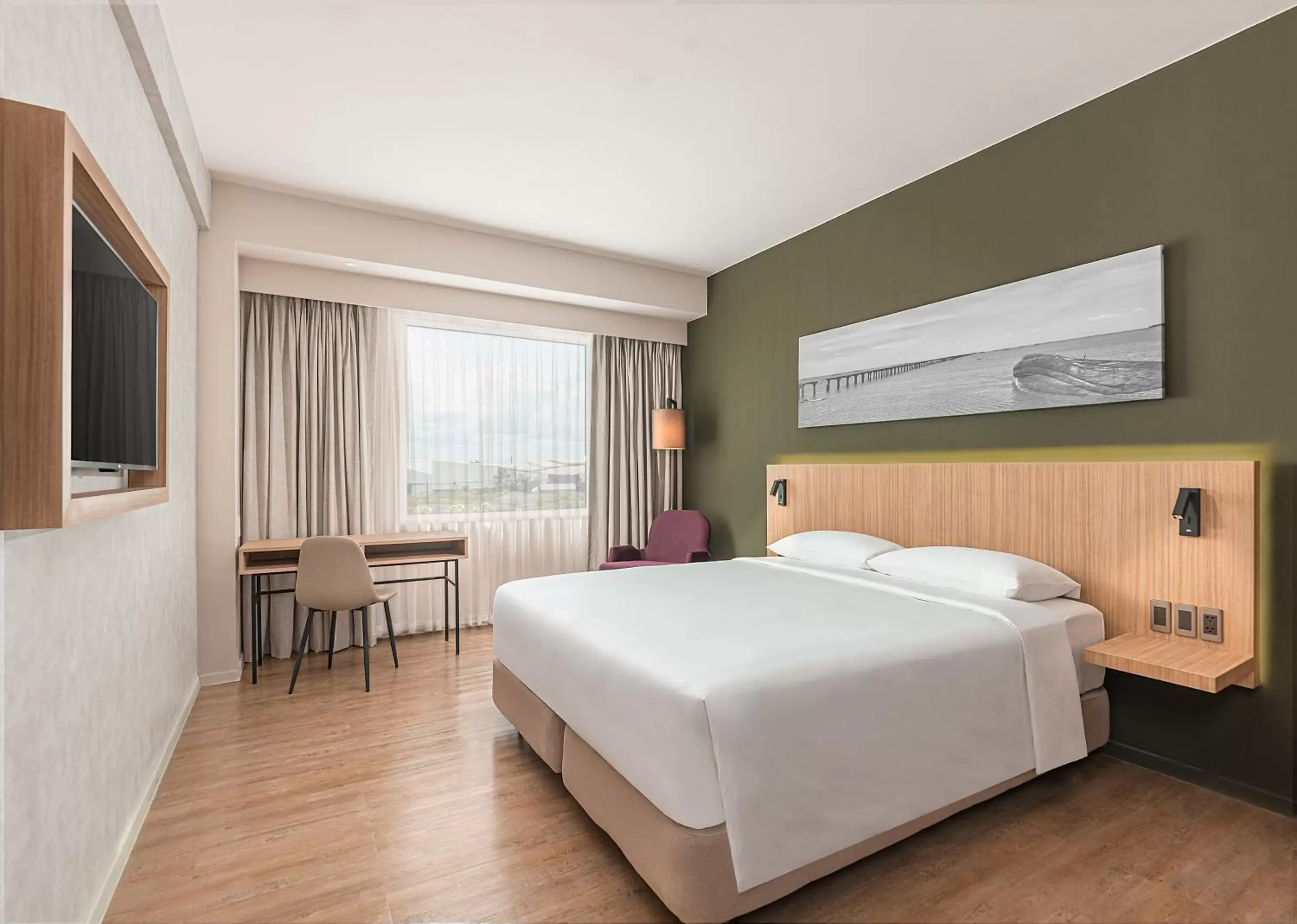 Bed in Park Inn By Radisson Bacolod