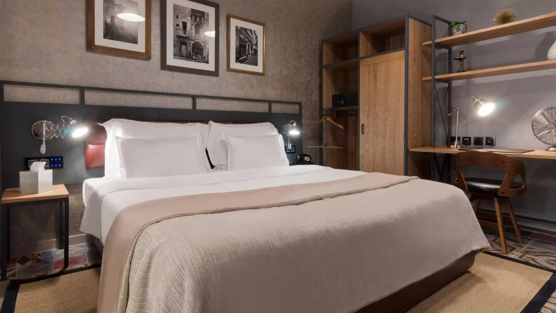 Bedroom, Bed in AX The Saint John