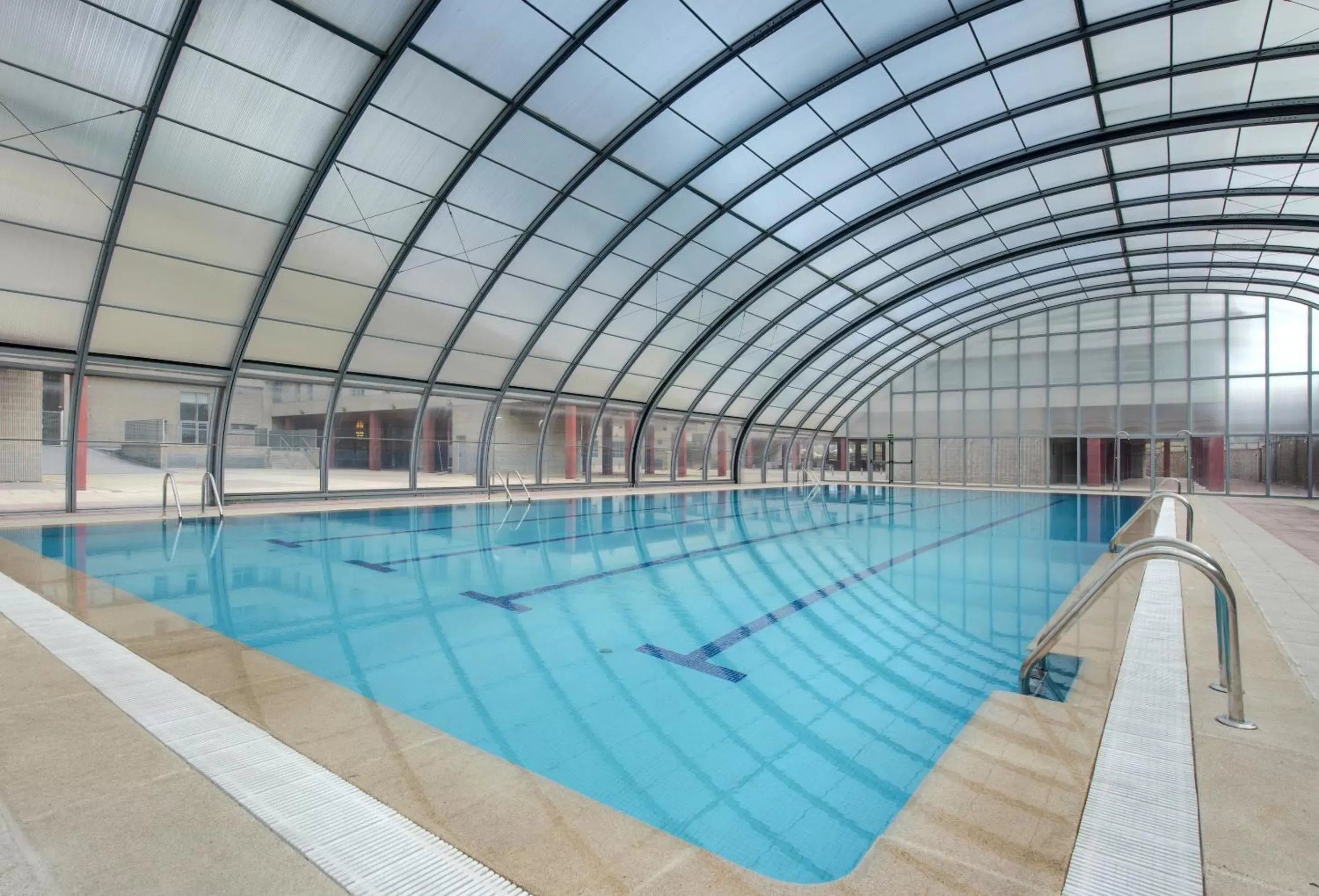 Swimming Pool in Madrid Airport Suites, Affiliated by Meliá