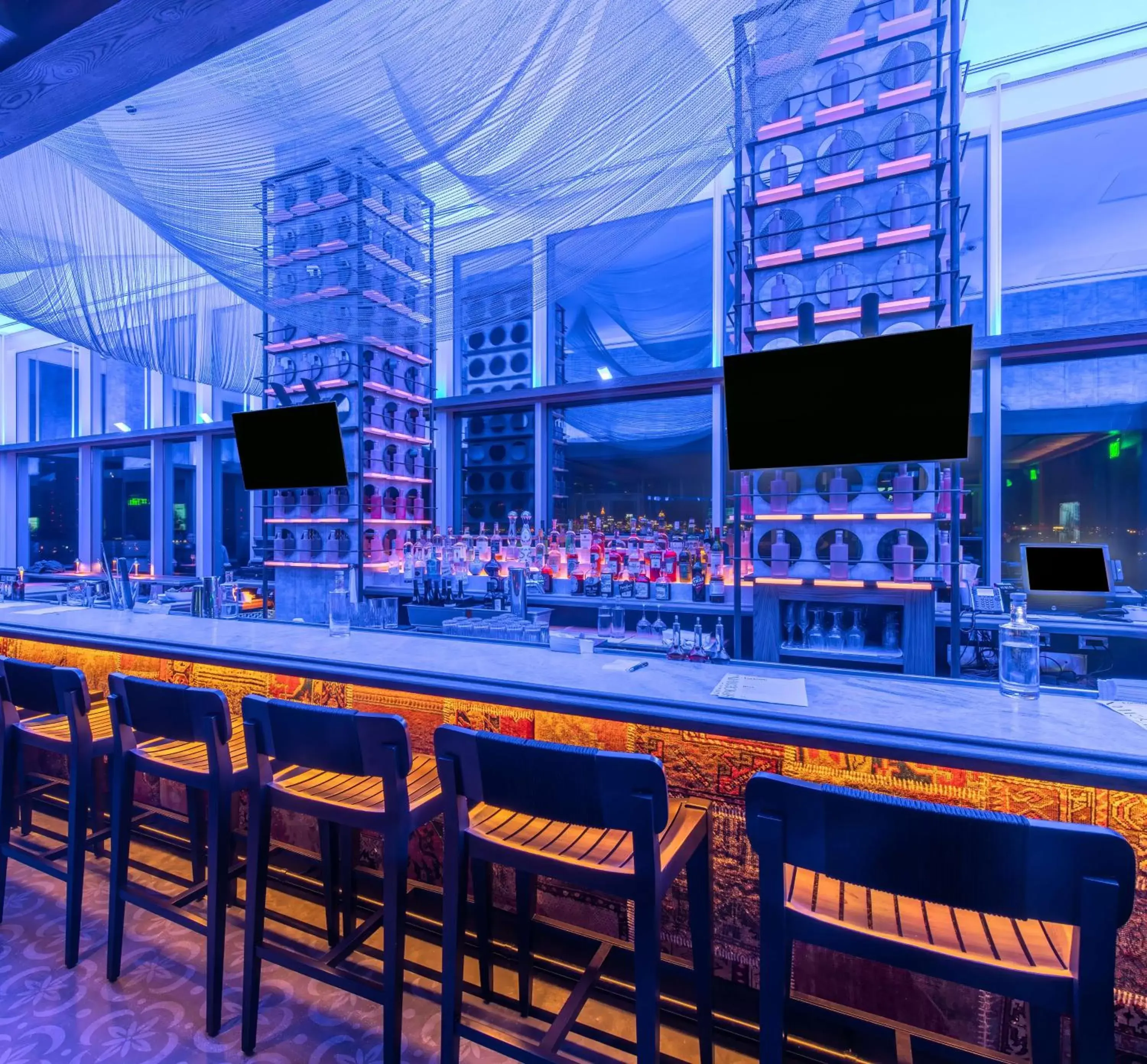 Lounge or bar in Hyatt Centric Buckhead Atlanta Lounge or bar in Hyatt Centric Buckhead Atlanta