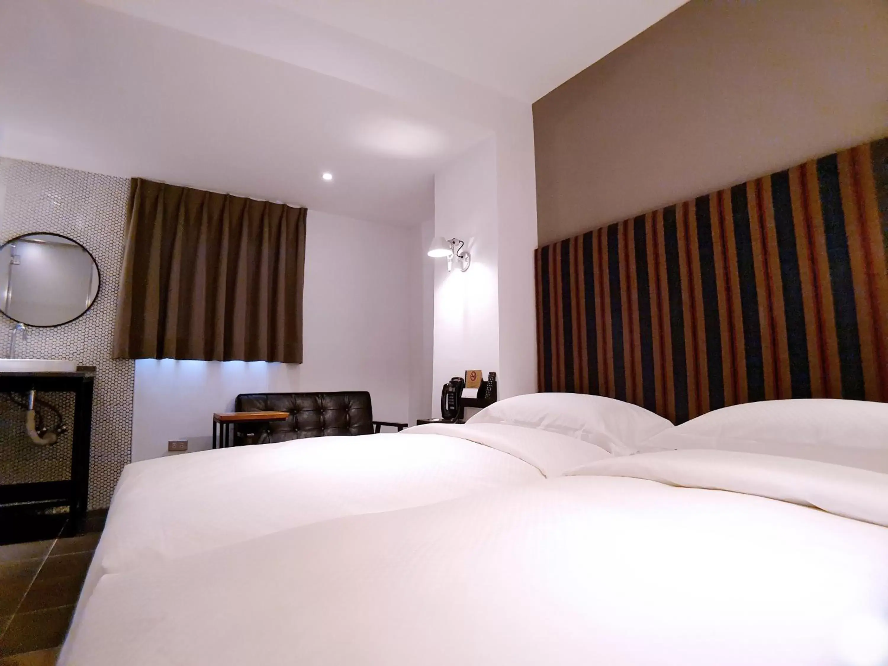 Bedroom, Bed in River inn Station Bedroom, Bed in River inn Station