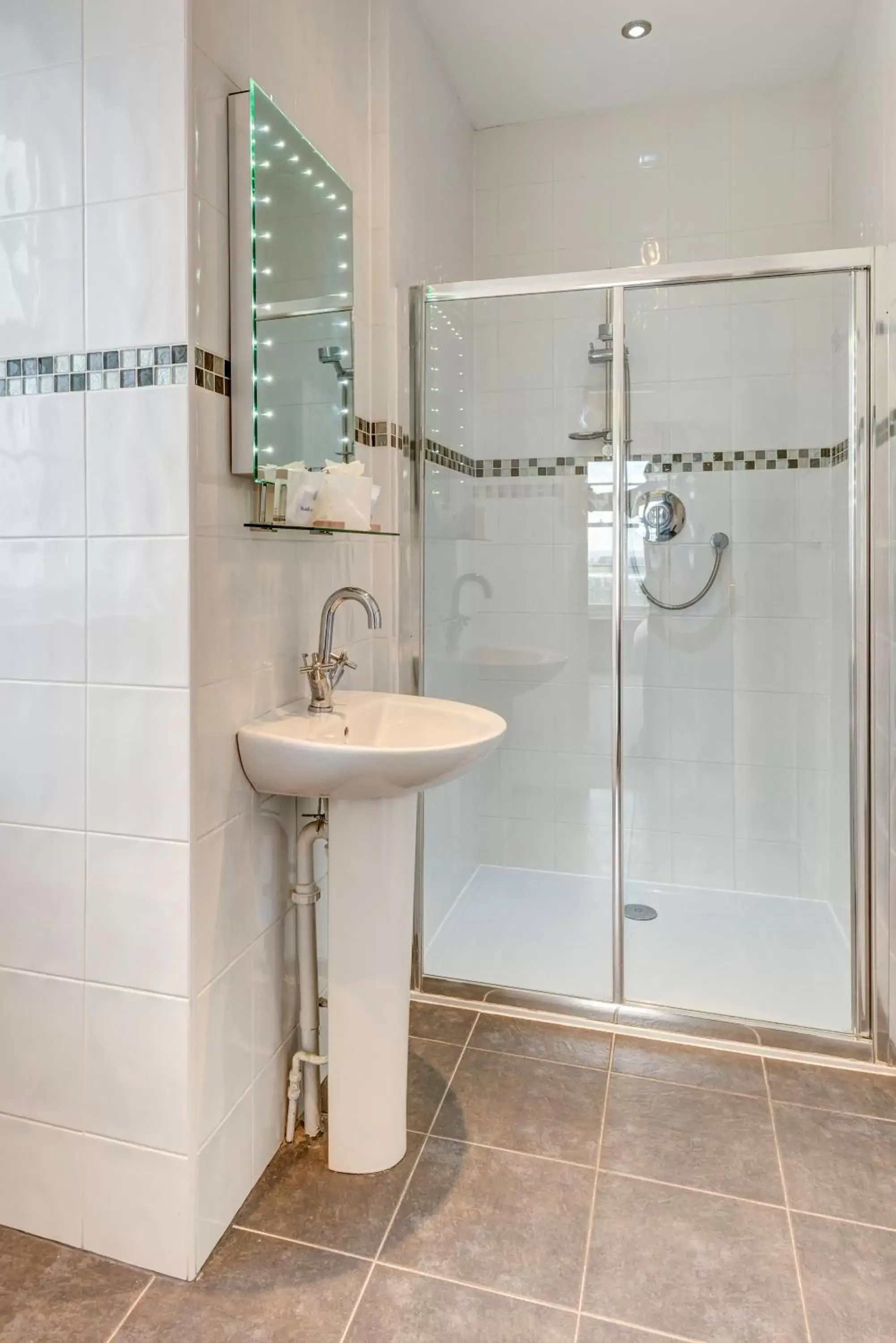 Shower, Bathroom in Best Western Lord Haldon Hotel