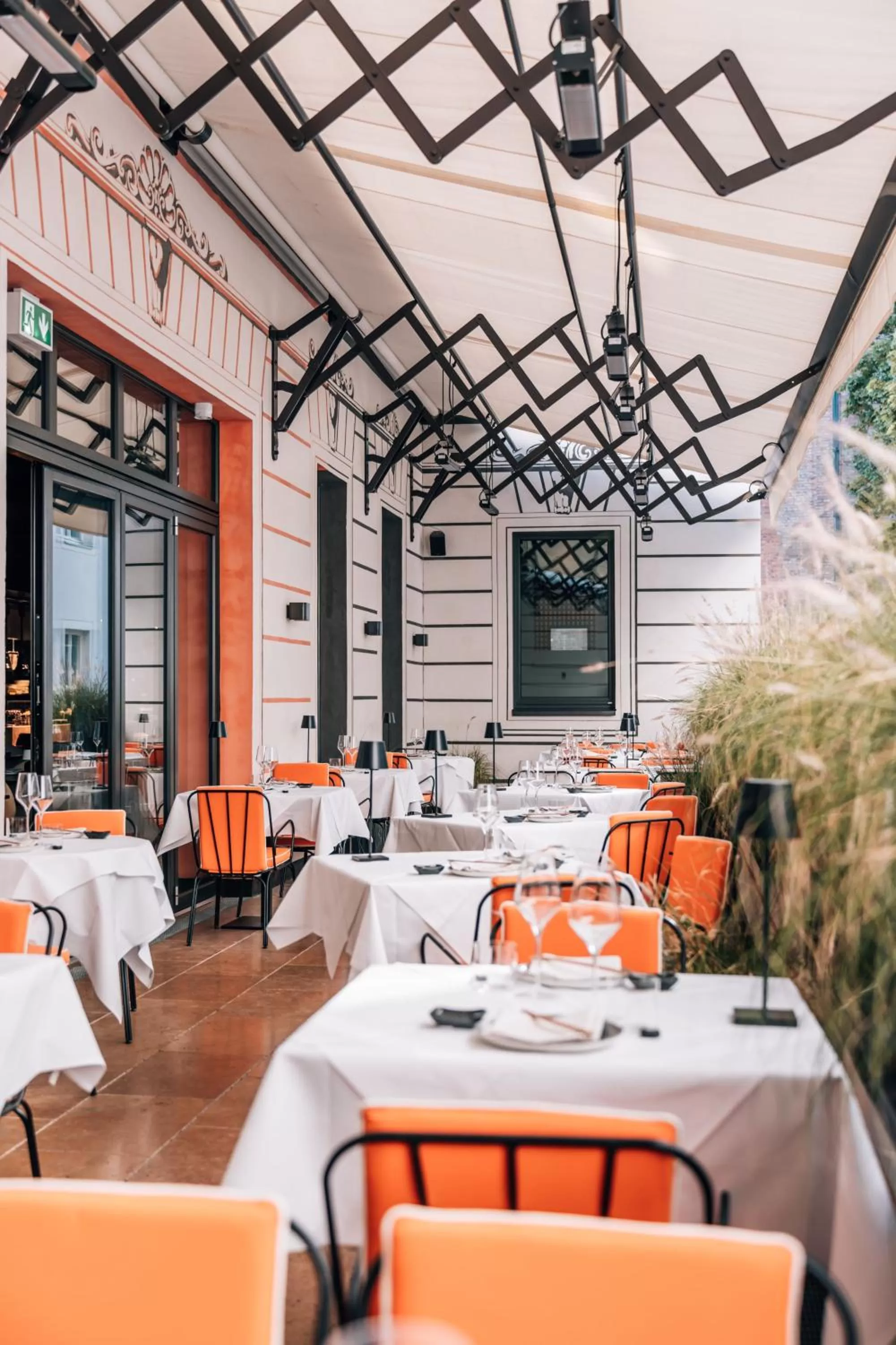 Restaurant/places to eat in DO & CO Hotel München