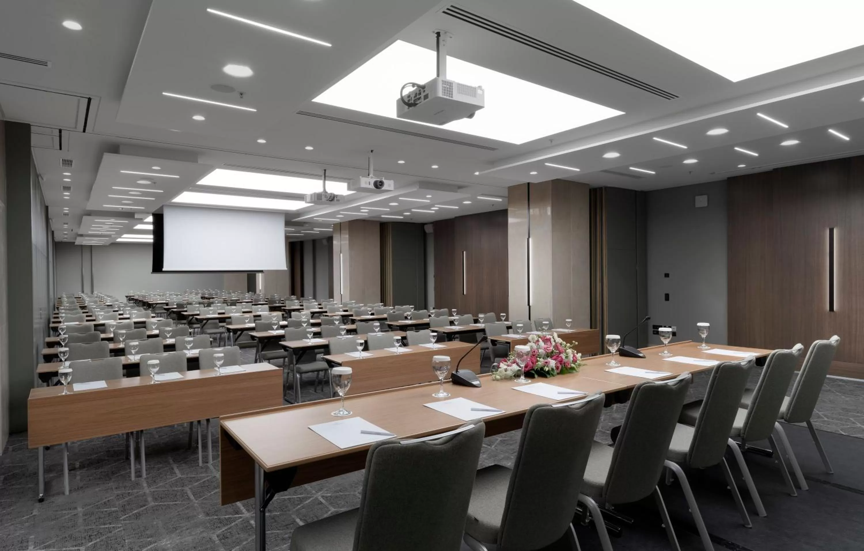 Meeting/conference room in Crowne Plaza Athens City Centre by IHG