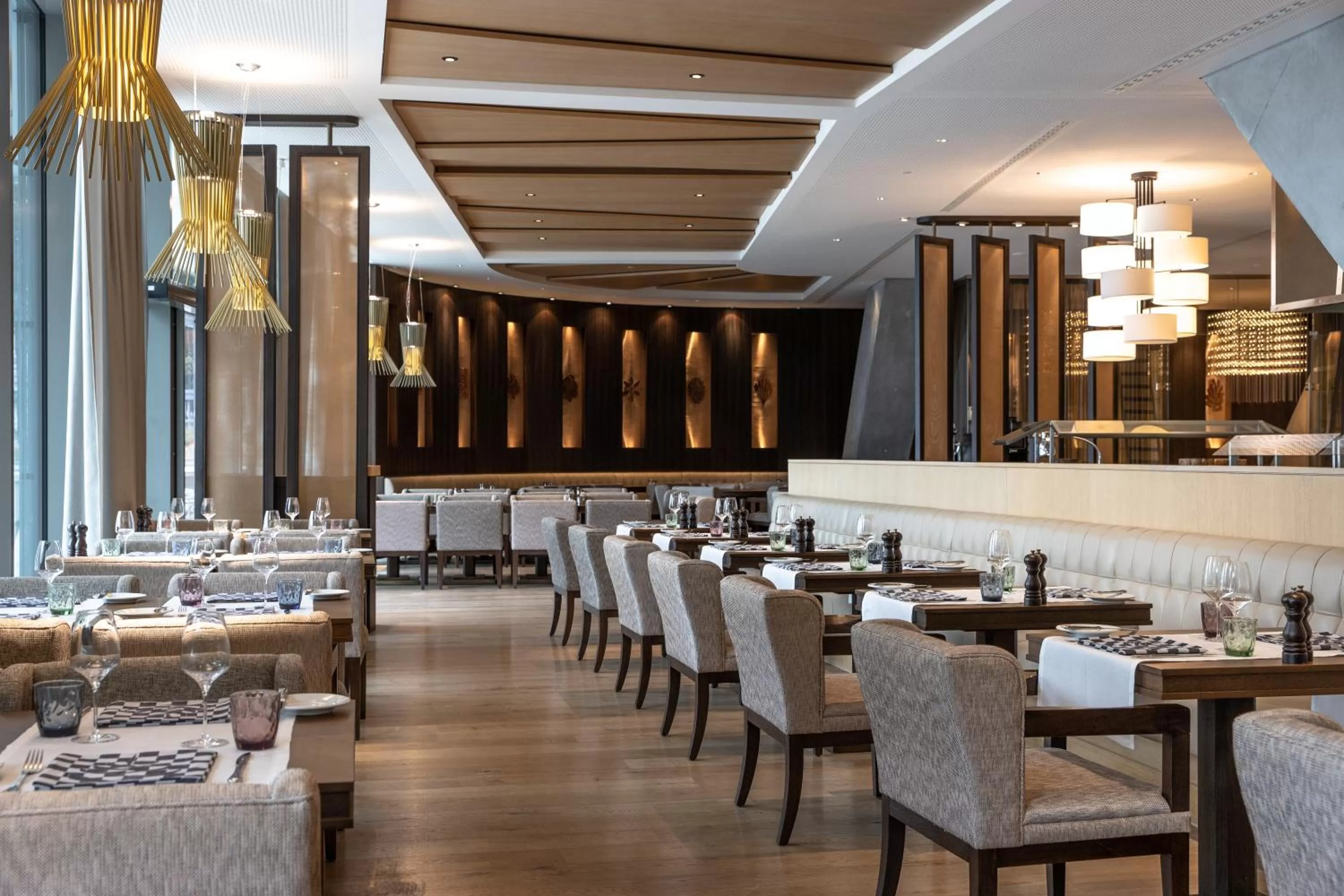 Restaurant/places to eat in AlpenGold Hotel Davos