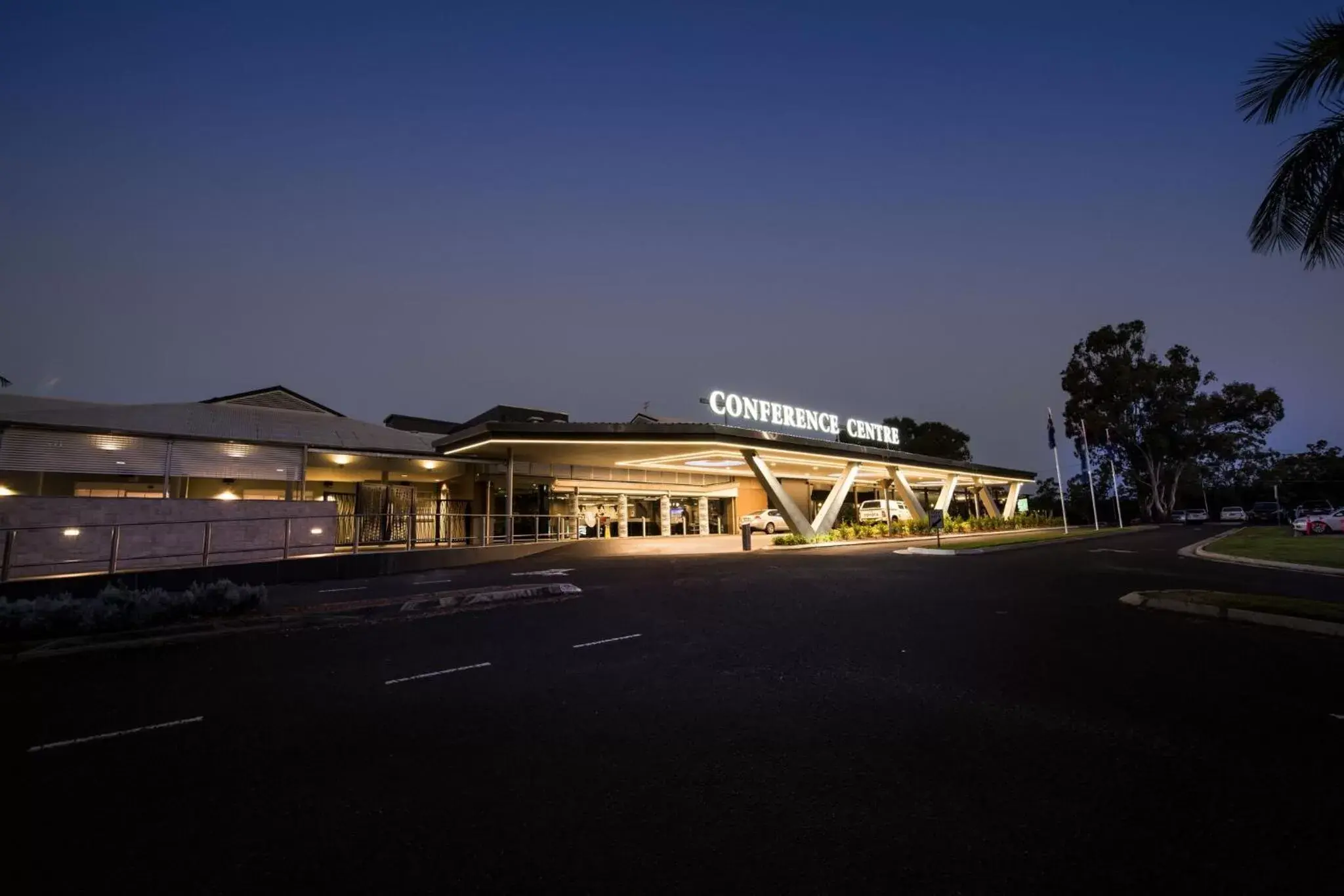 Property Building in Alexandra Hills Hotel