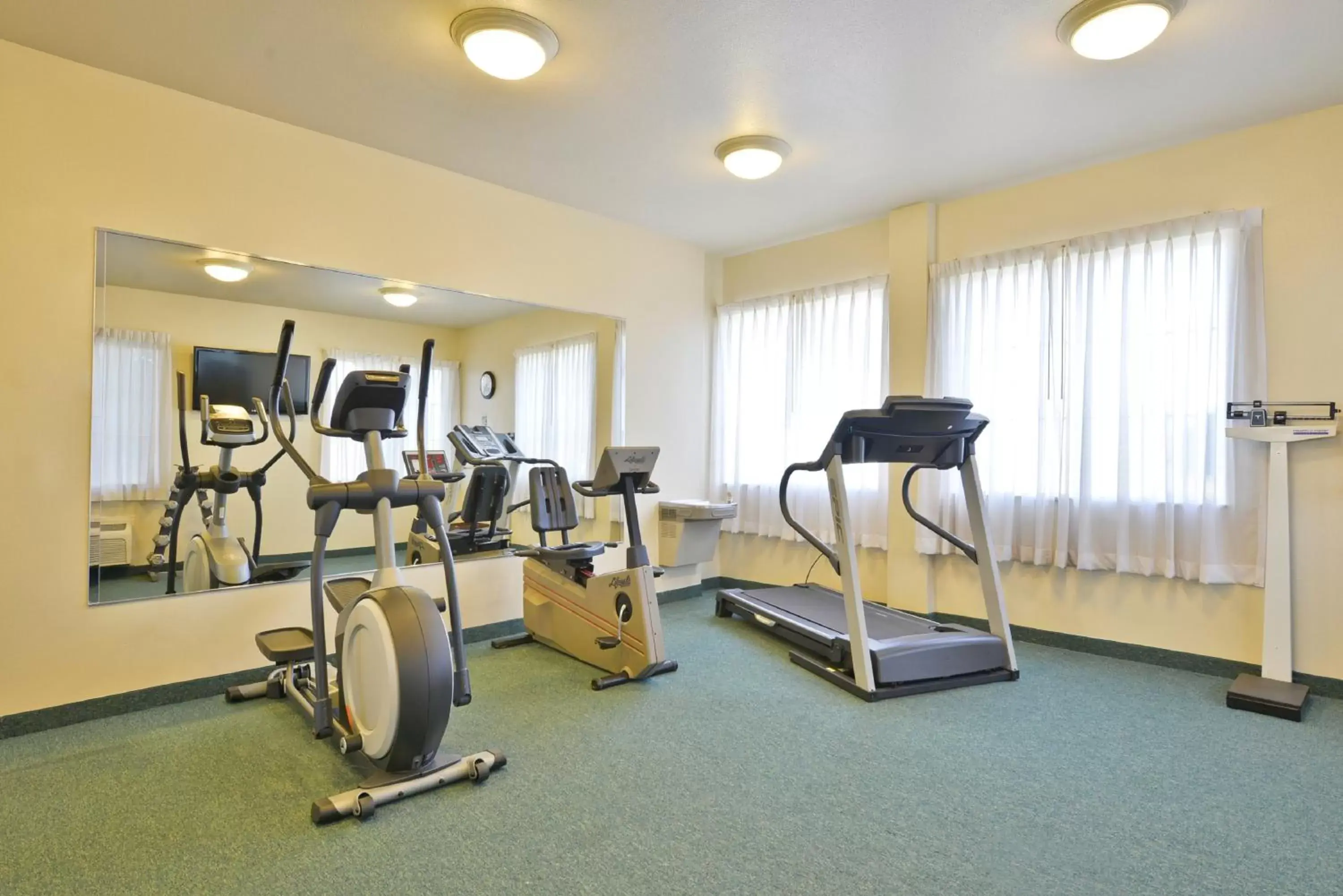 Fitness centre/facilities, Fitness Center/Facilities in Holiday Inn Express Hotel & Suites Tacoma South - Lakewood, an IHG Hotel