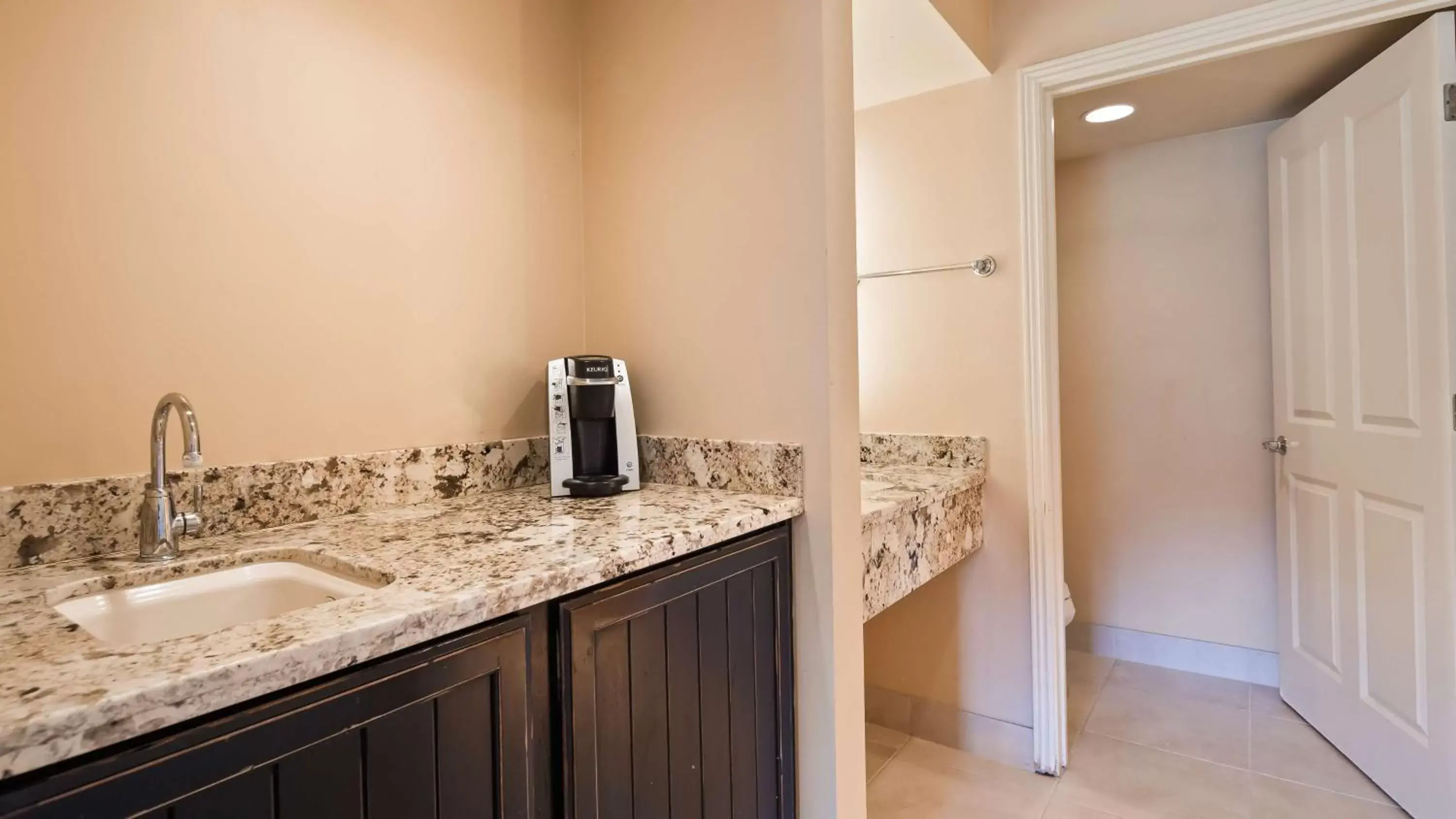 Bathroom in Best Western Plus Arroyo Roble Hotel & Creekside Villas