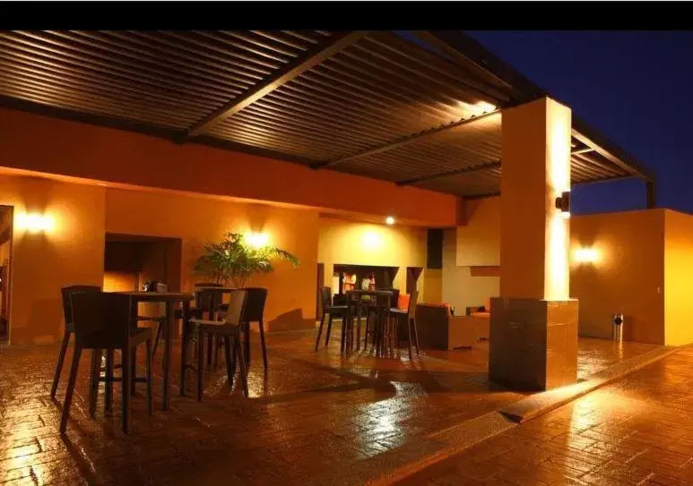 Patio, Restaurant/Places to Eat in Hotel Gandara