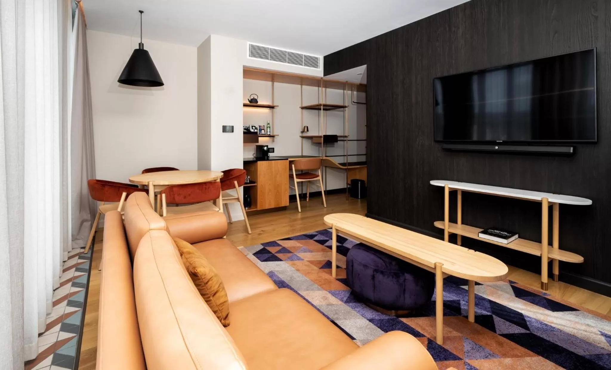 Photo of the whole room in Hotel Indigo Adelaide Markets by IHG