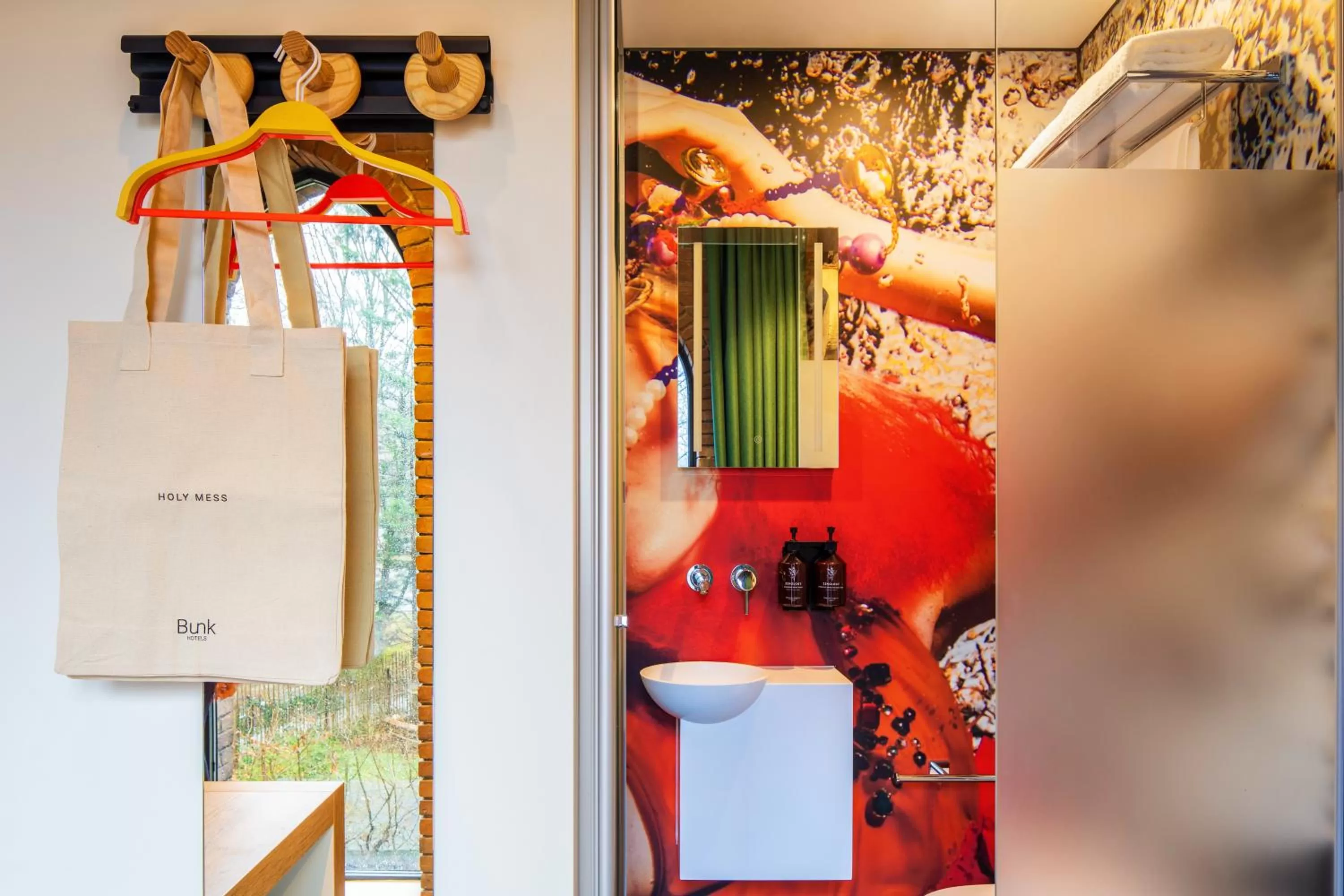 Bathroom in Bunk Hotel Amsterdam