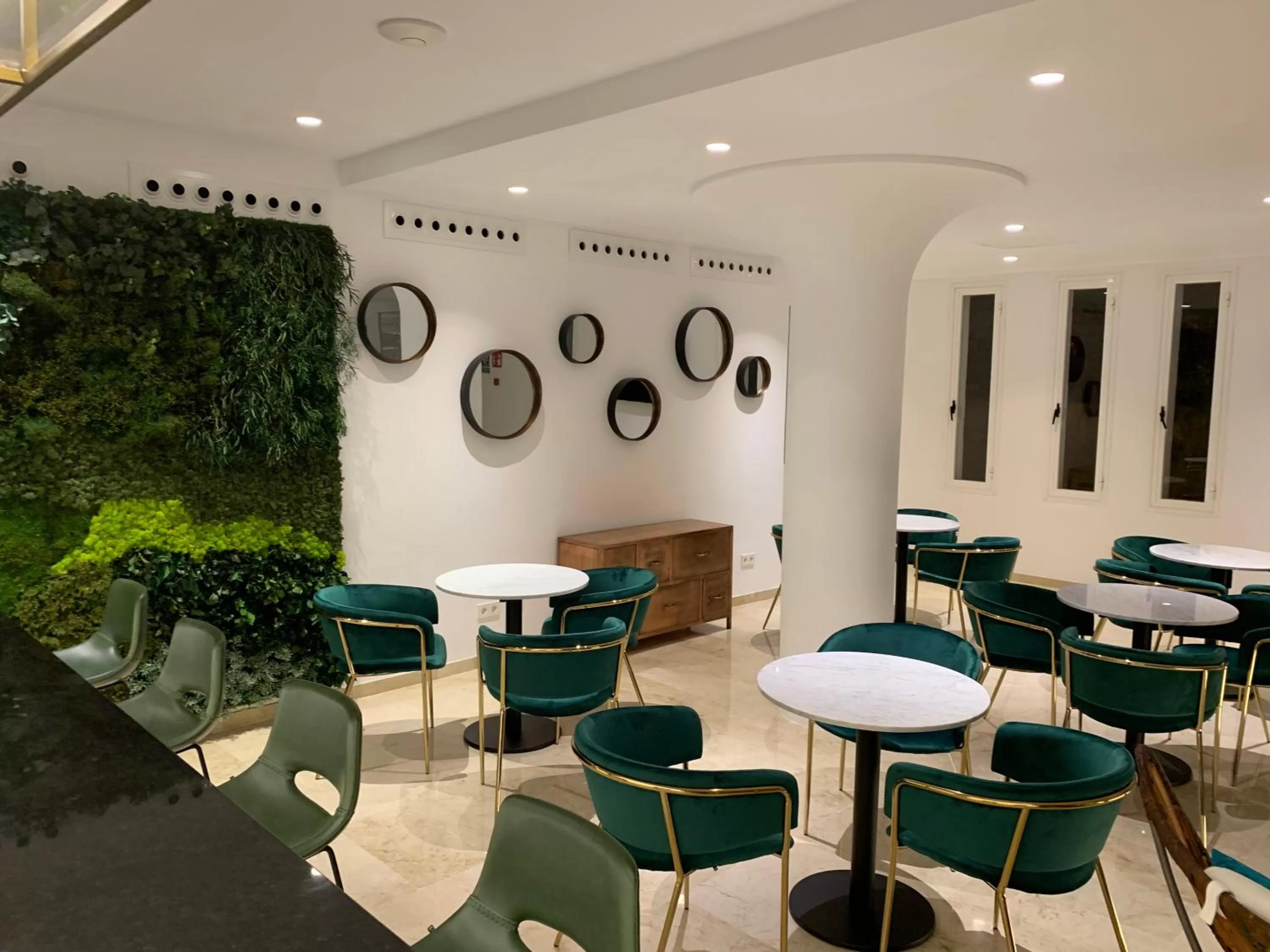 Lounge or bar in Hotel Torá