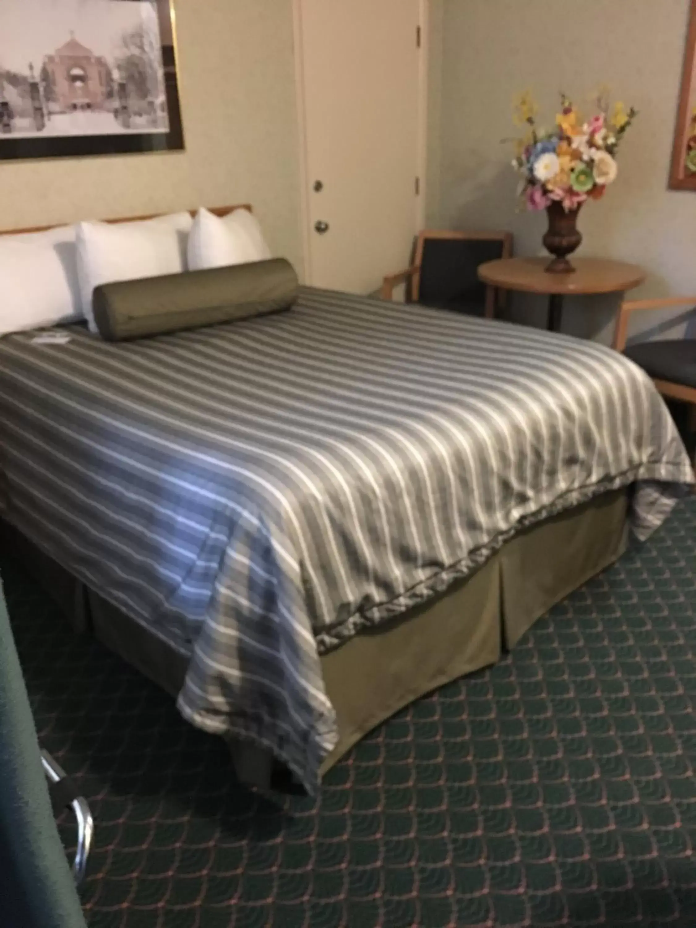 Bed in Travelodge by Wyndham Winnipeg East