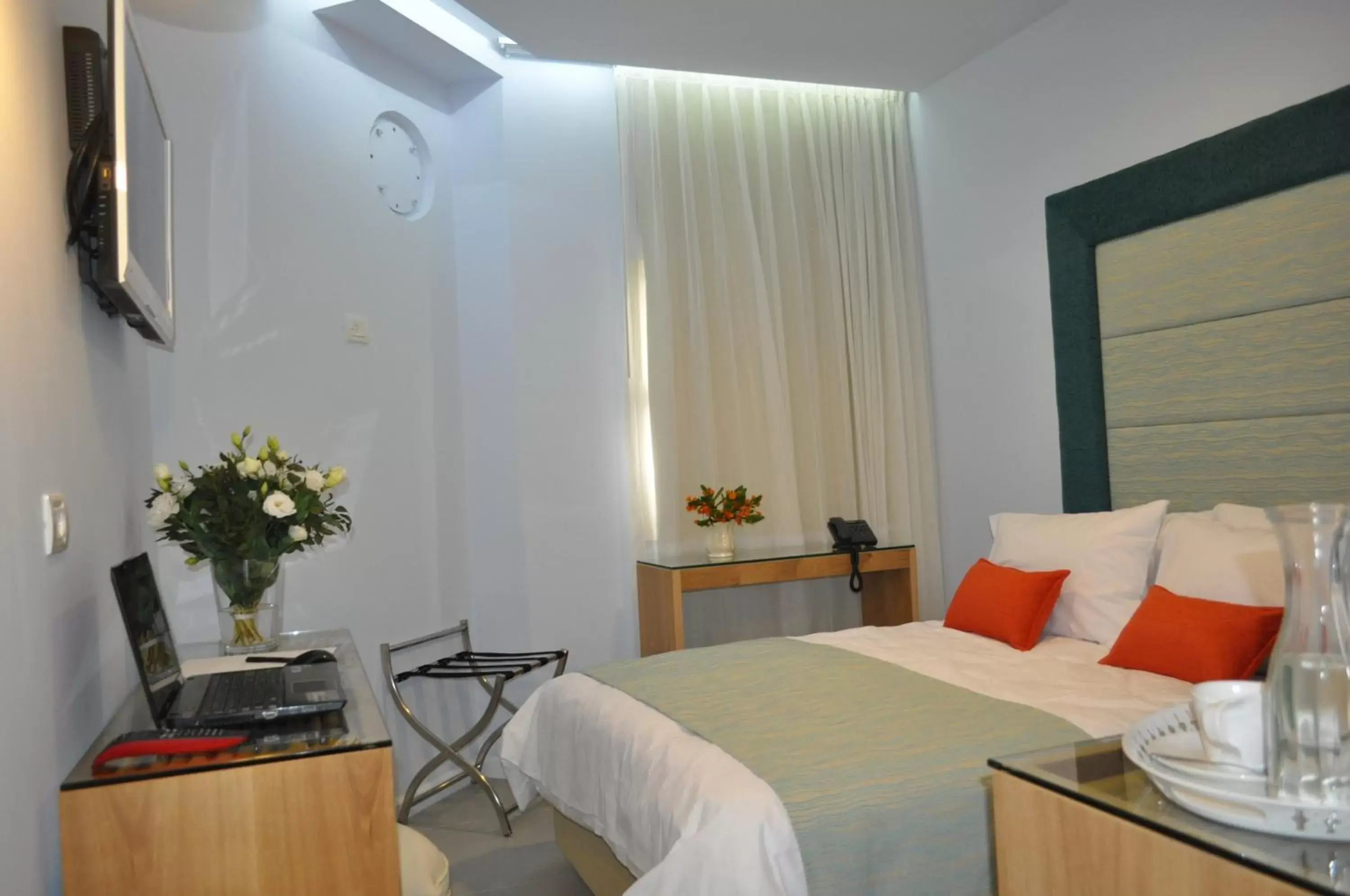 Double Room in Bat Galim Boutique Hotel