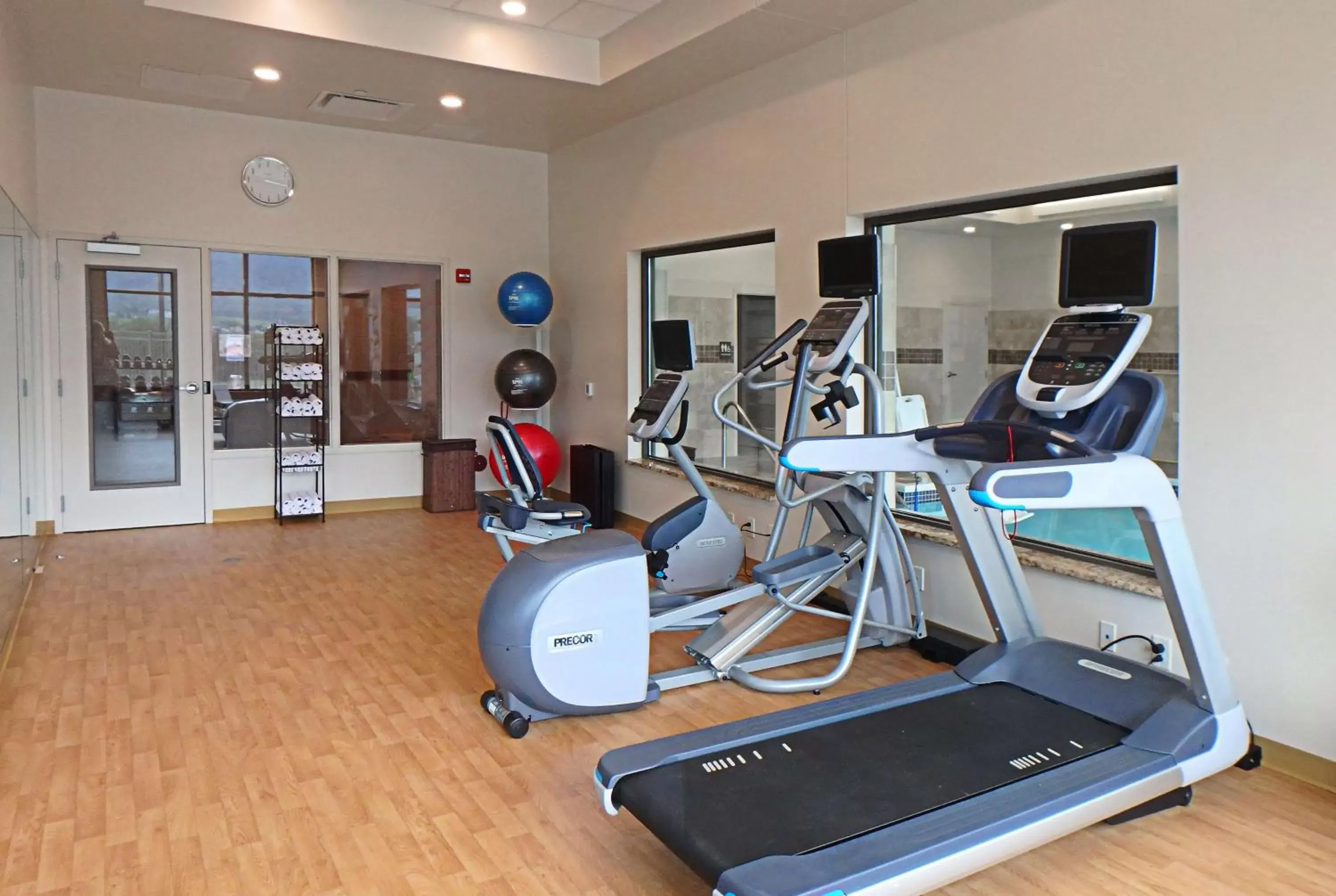 Fitness centre/facilities, Fitness Center/Facilities in Wyndham Garden State College