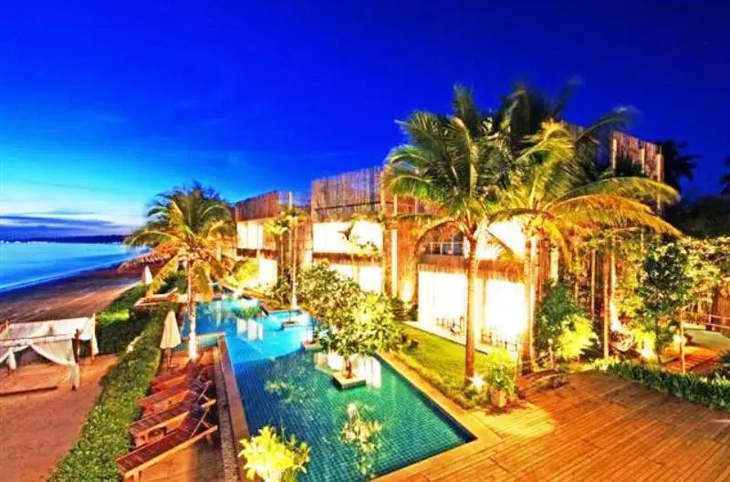 Facade/entrance, Pool View in Bari Lamai Resort