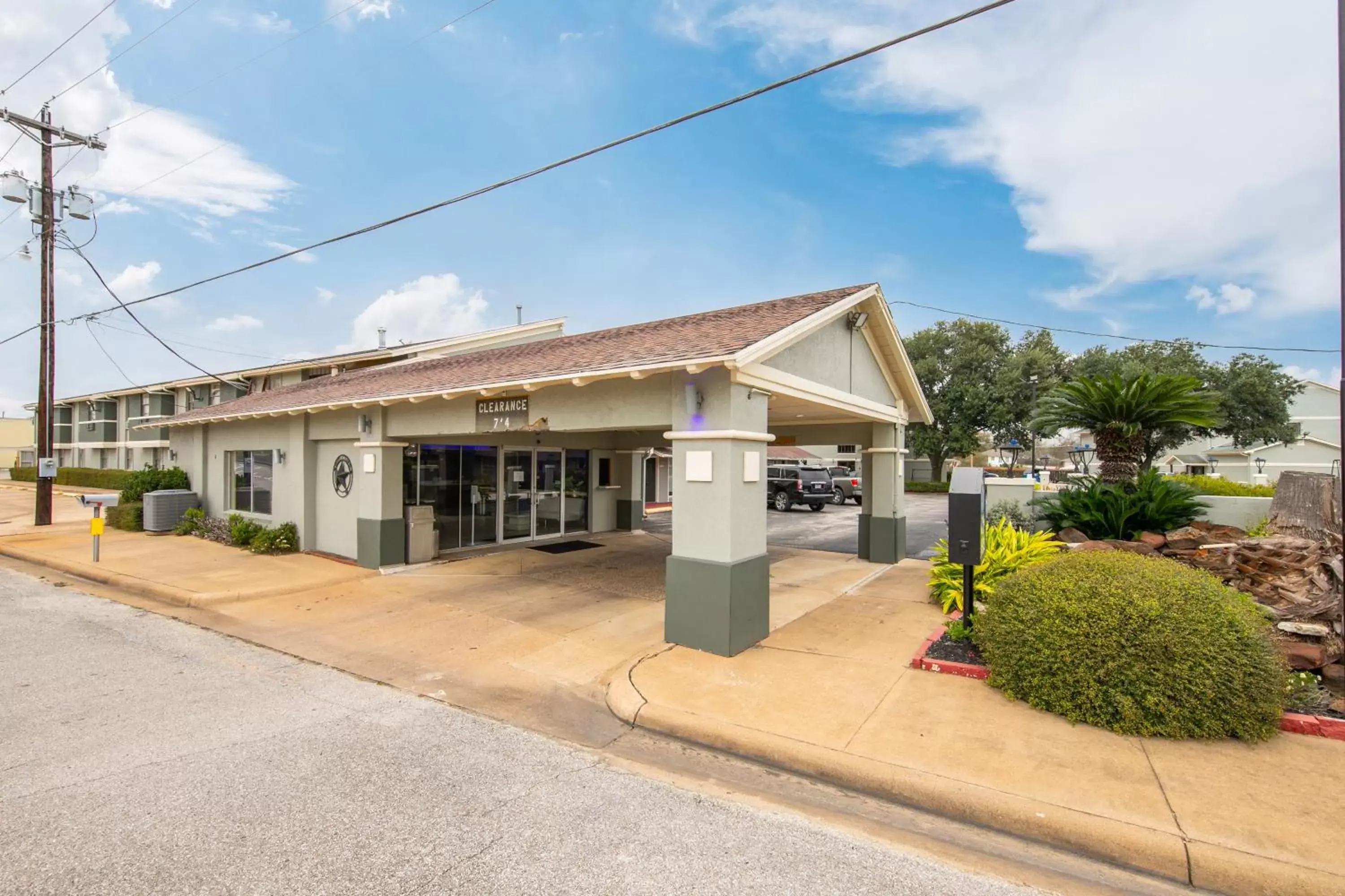 Property Building in Americas Best Value Inn Brenham