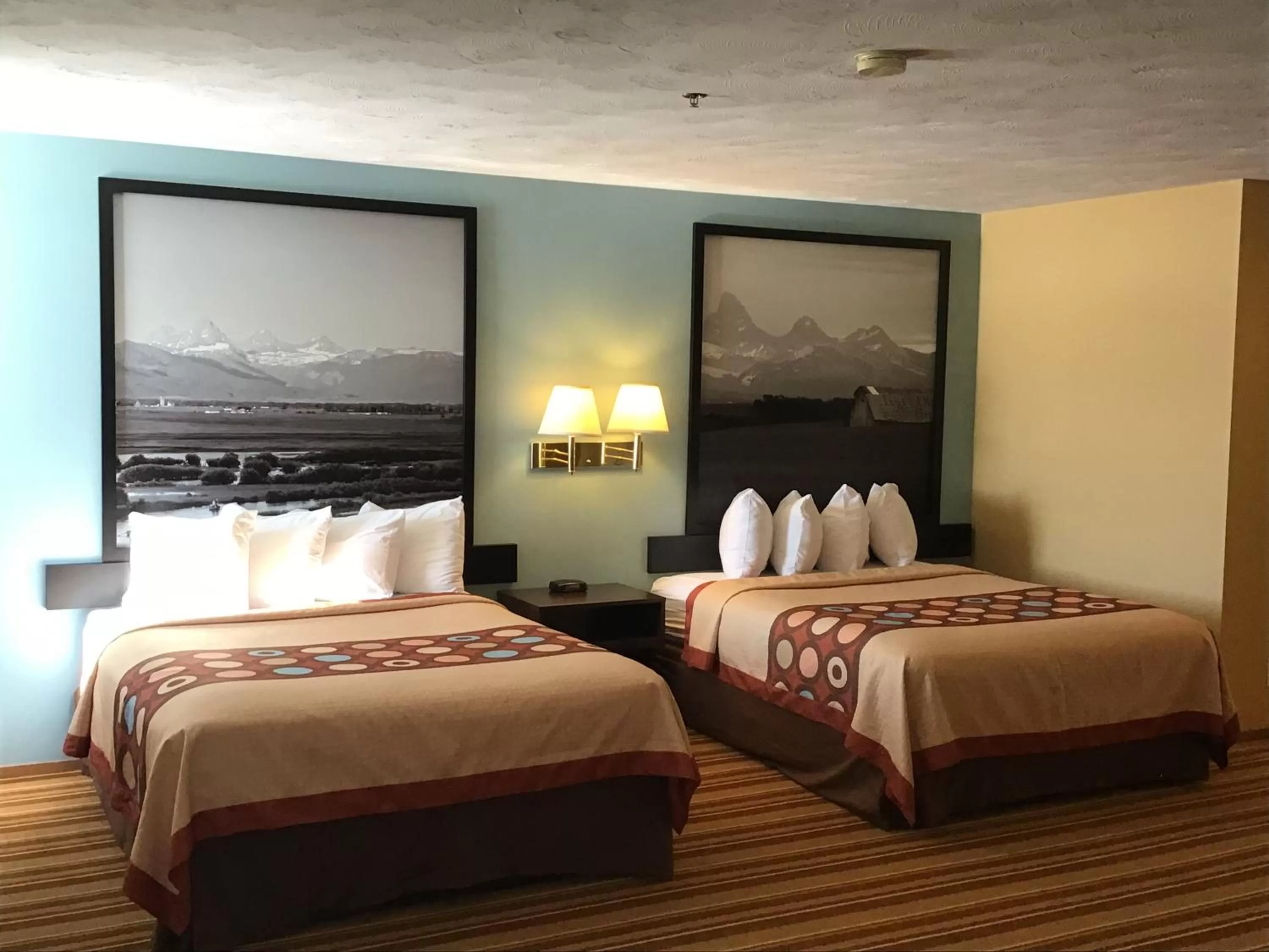 Bed in Super 8 by Wyndham Driggs