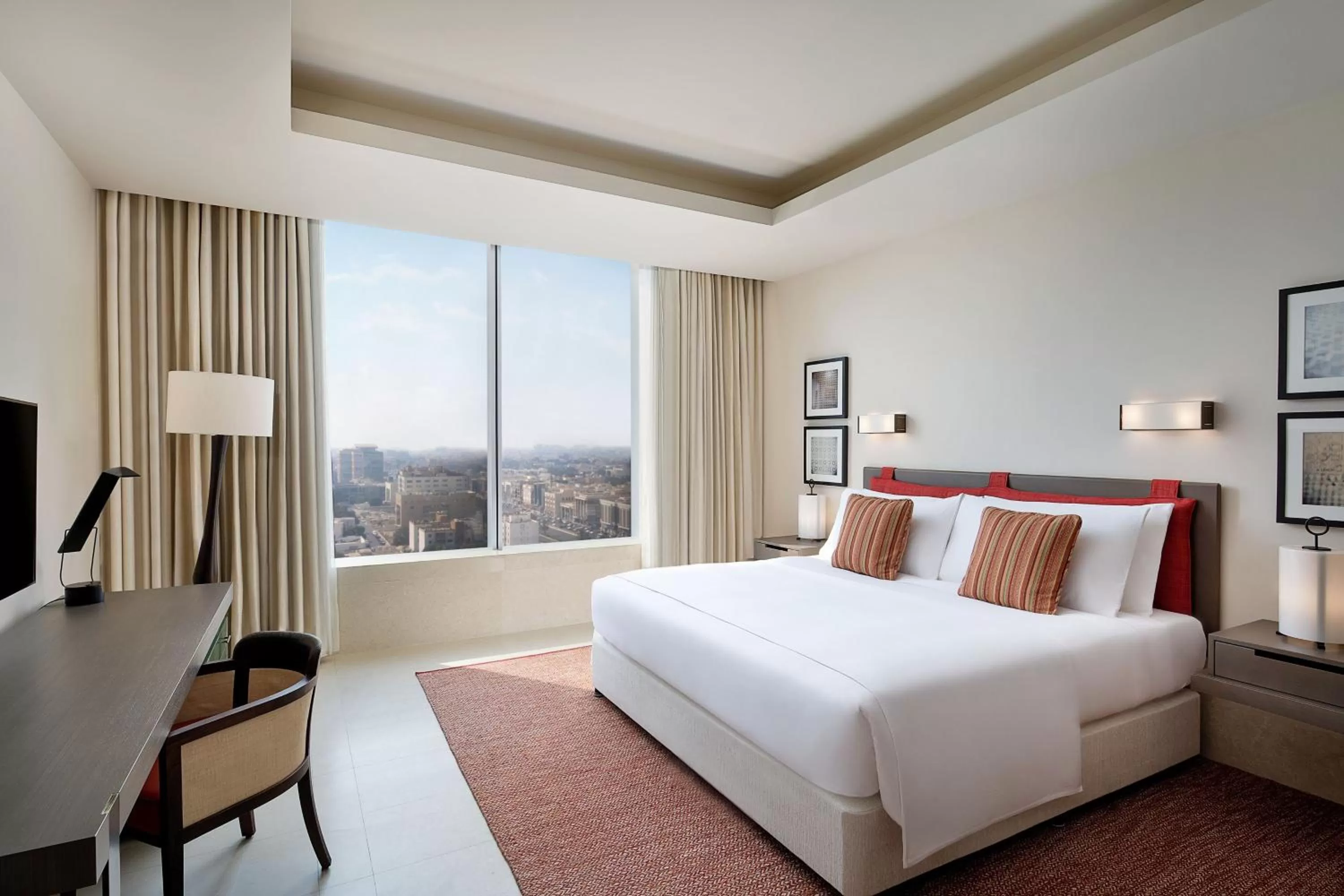 Photo of the whole room, Bed in Assila, a Luxury Collection Hotel, Jeddah