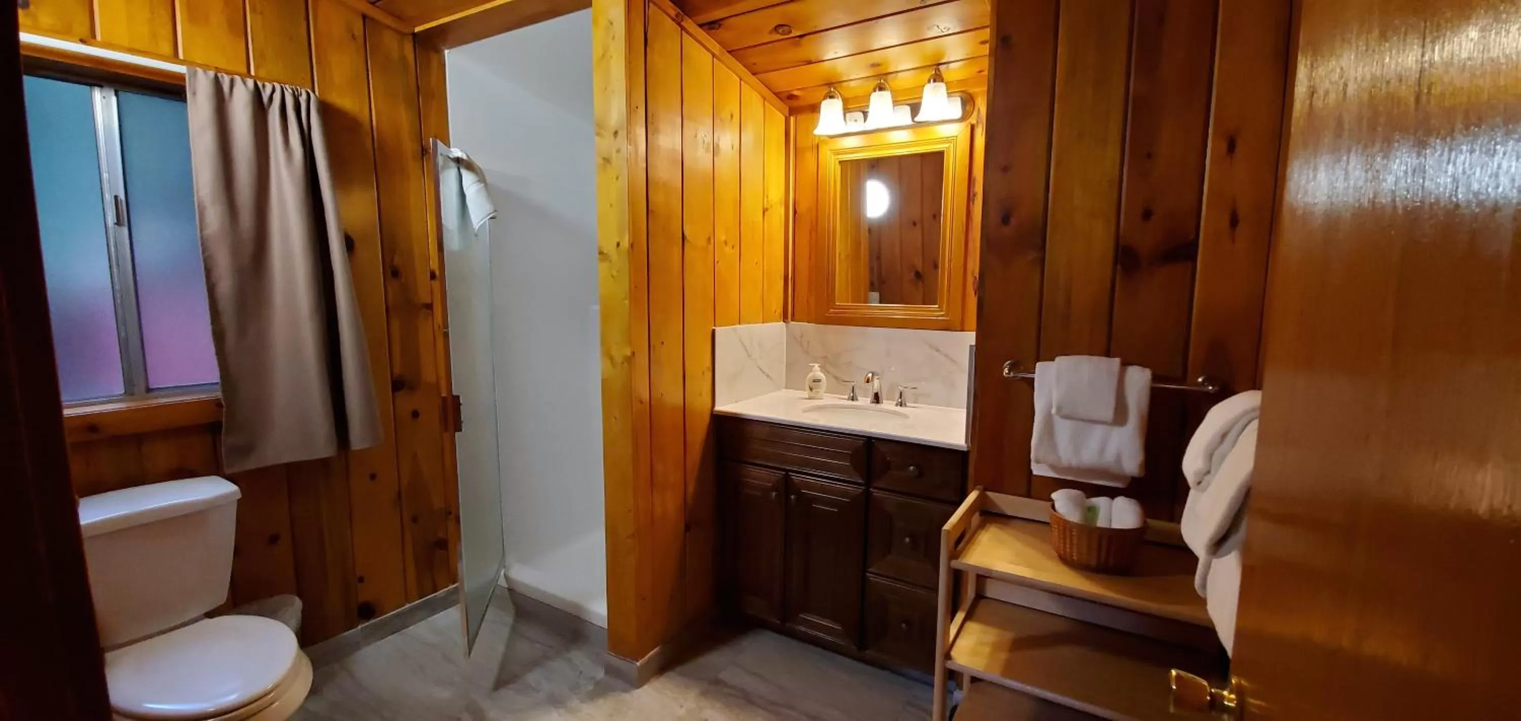 Toilet, Bathroom in Fern River Resort