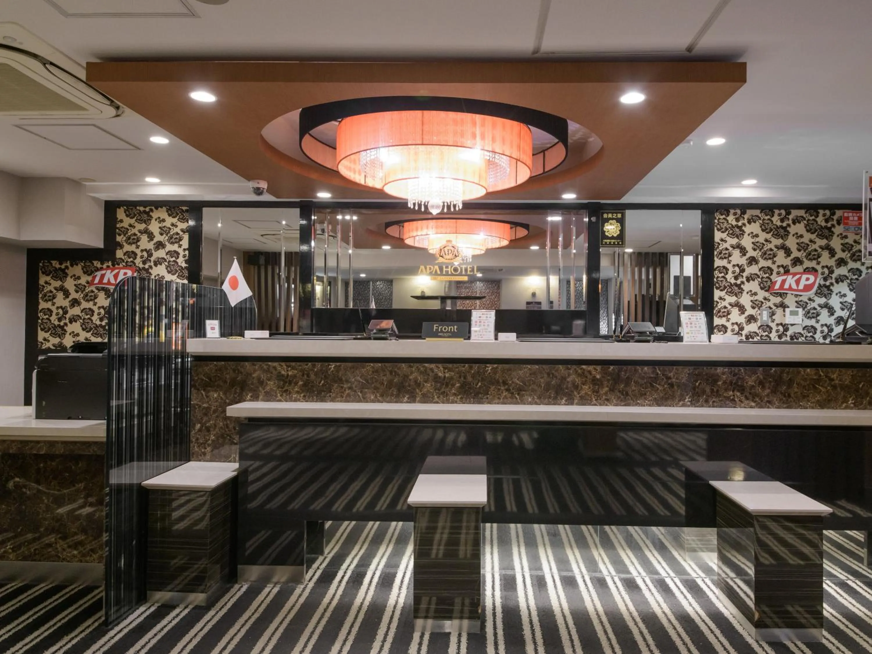 Lobby or reception in APA Hotel TKP Sapporo Ekimae