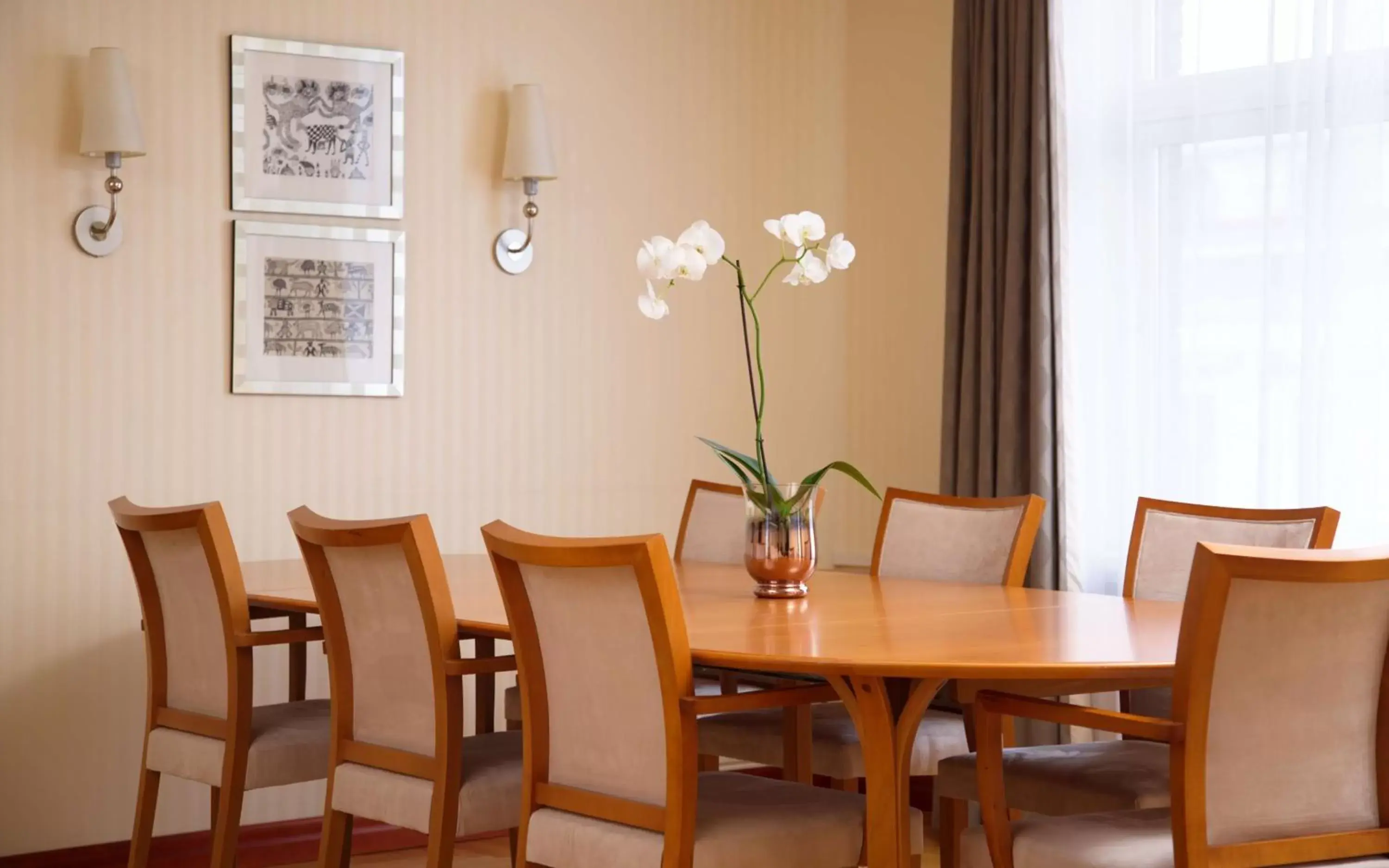 Business facilities, Dining Area in Radisson Blu Ridzene Hotel, Riga