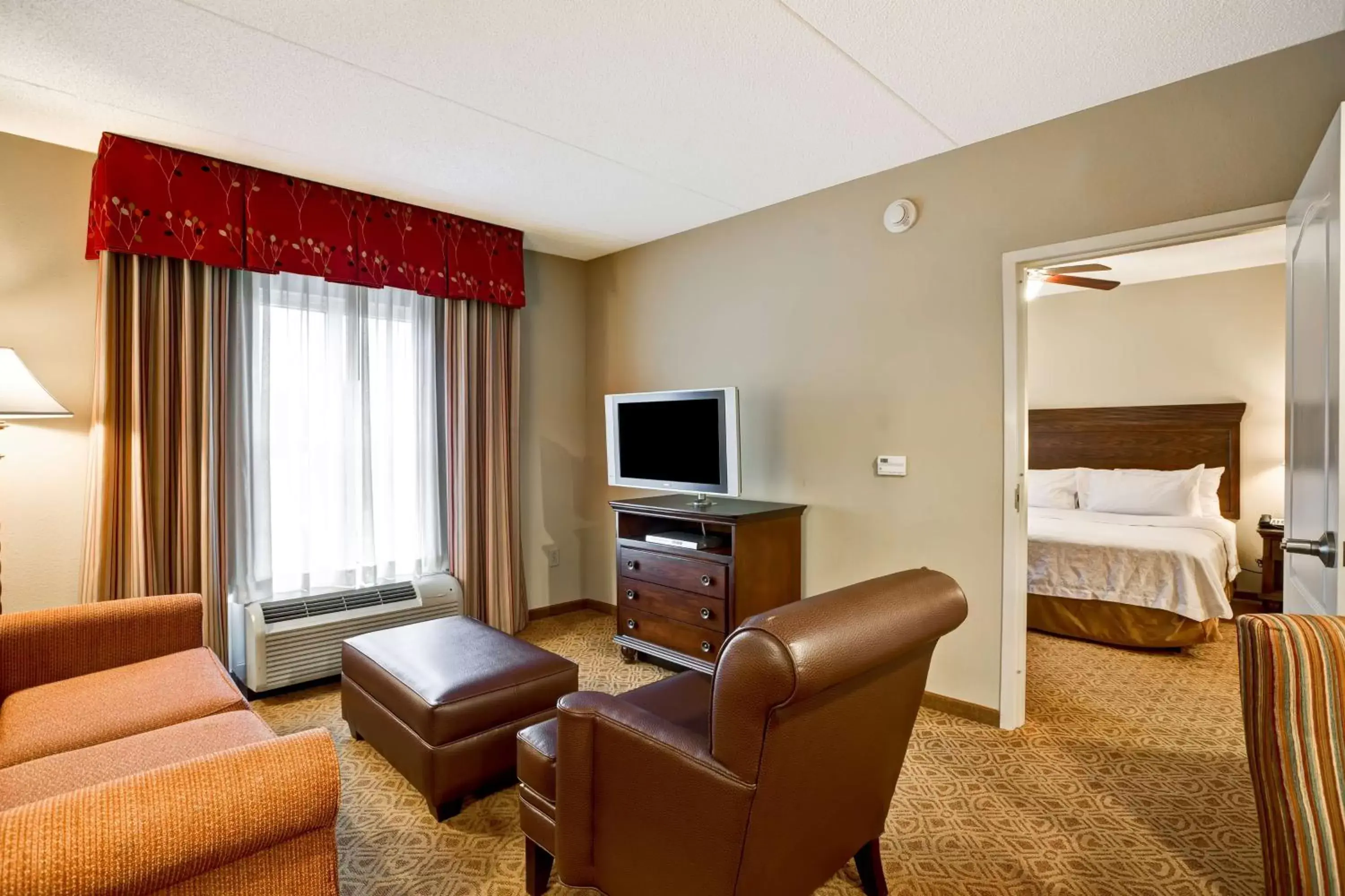 Bedroom, Seating Area in Homewood Suites Fredericksburg