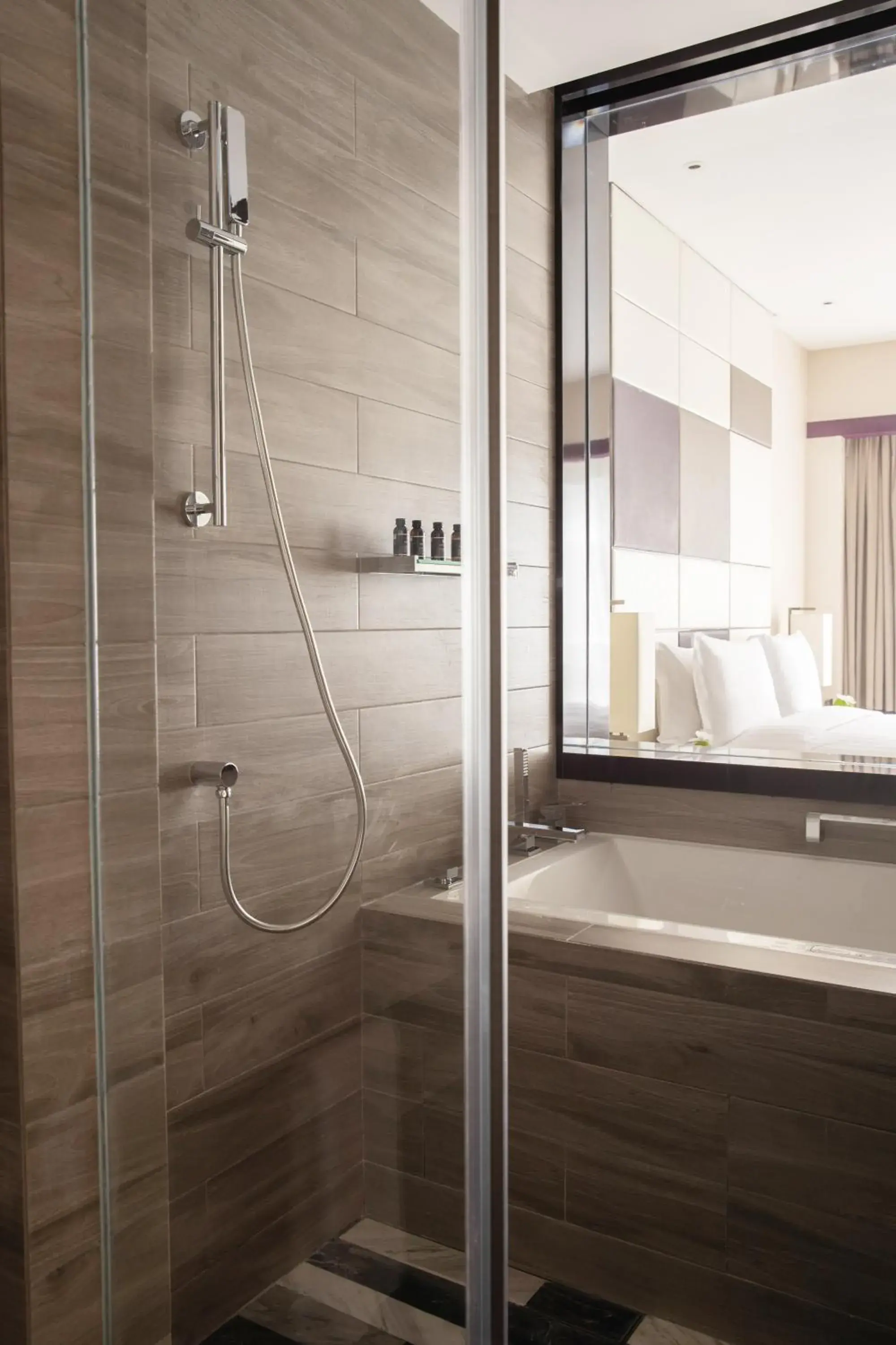 Shower, Bathroom in Jumeirah Living Guangzhou - Complimentary Shuttle Bus to Canton Fair Complex during Canton Fair period