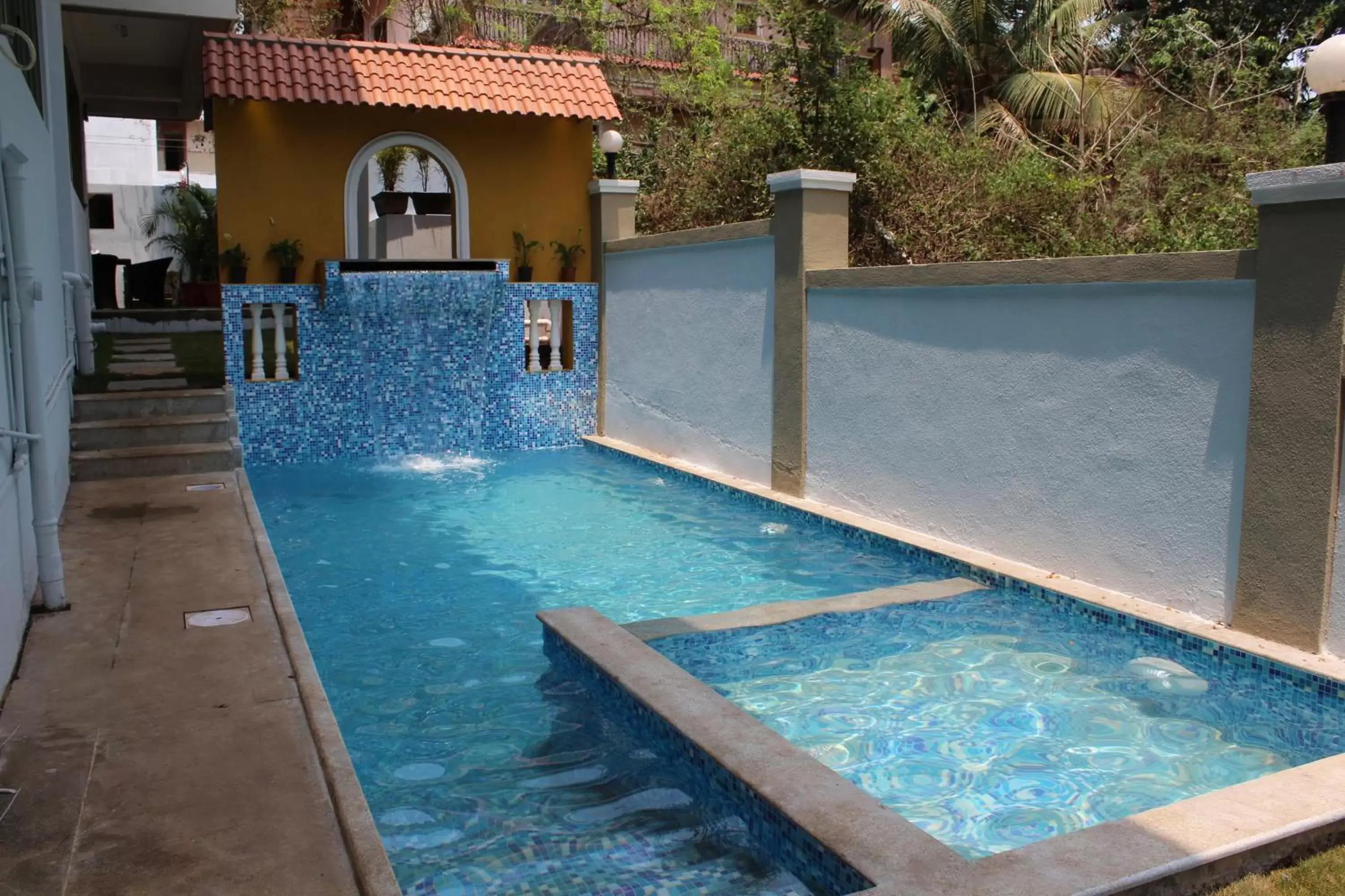 Pool view, Swimming Pool in Kay's Riverview Resort