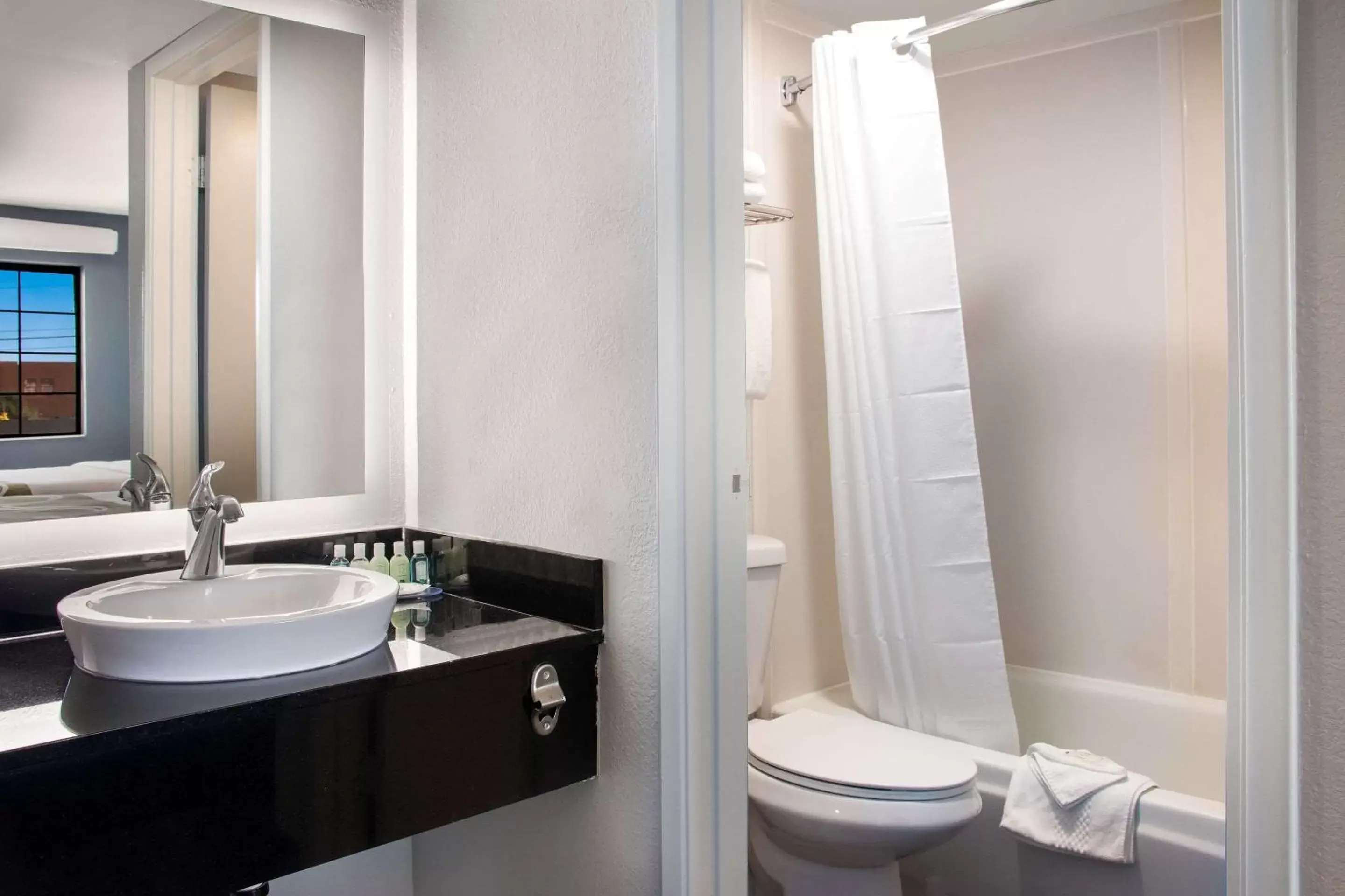 Bedroom, Bathroom in Quality Inn Santa Fe New Mexico