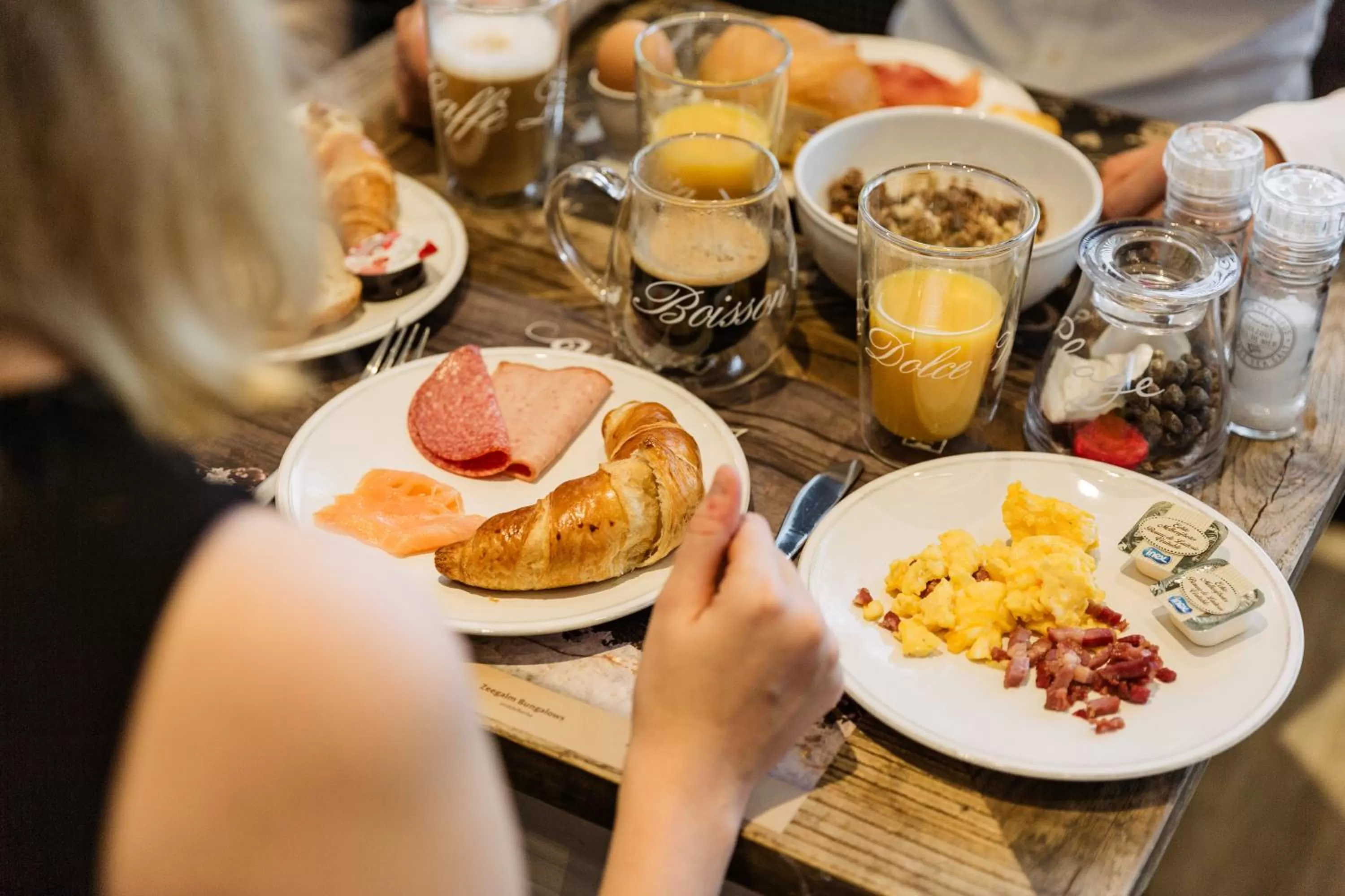 Buffet breakfast in Hotel Cocoon