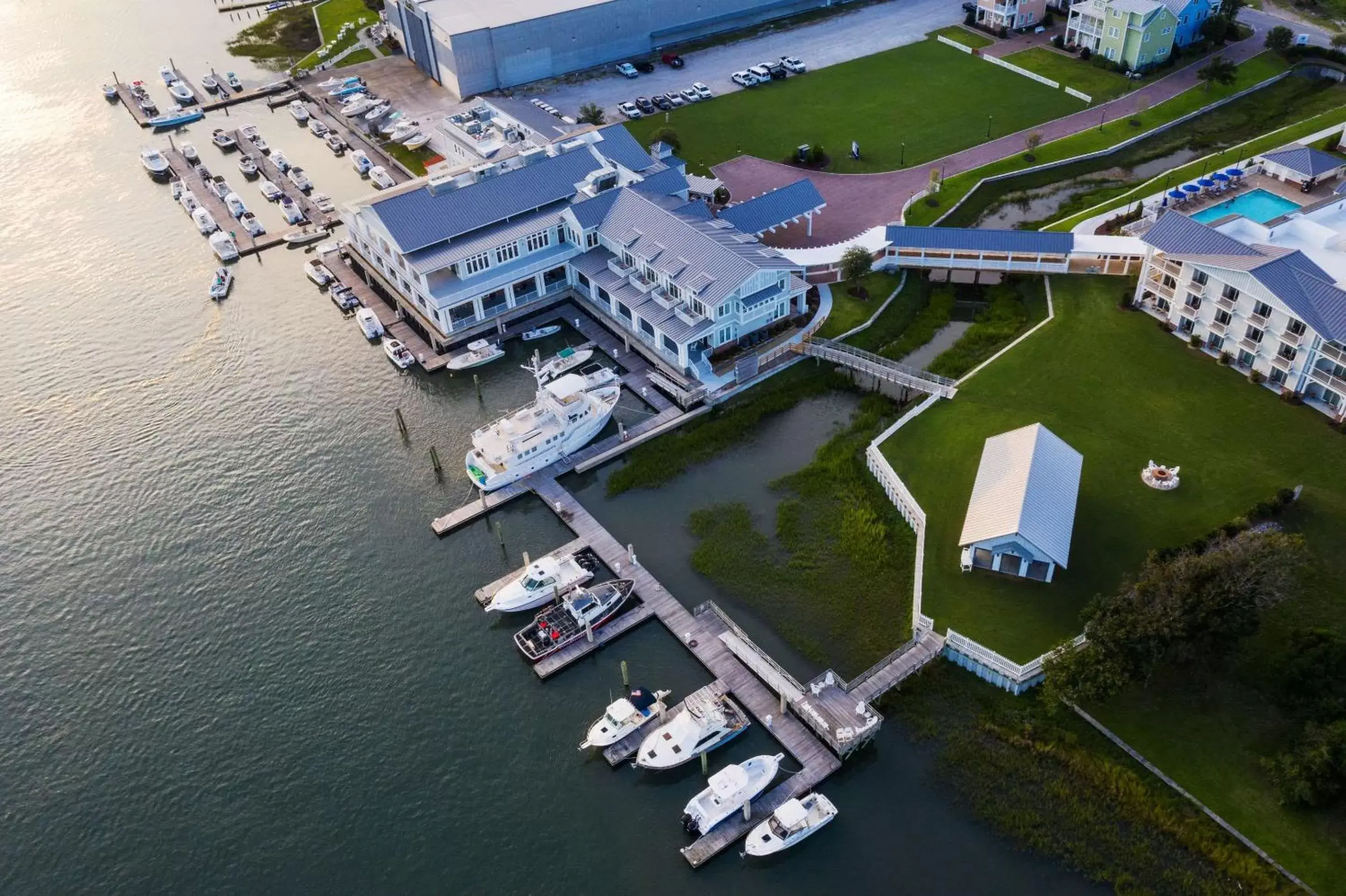 Property building in Beaufort Hotel Property building in Beaufort Hotel