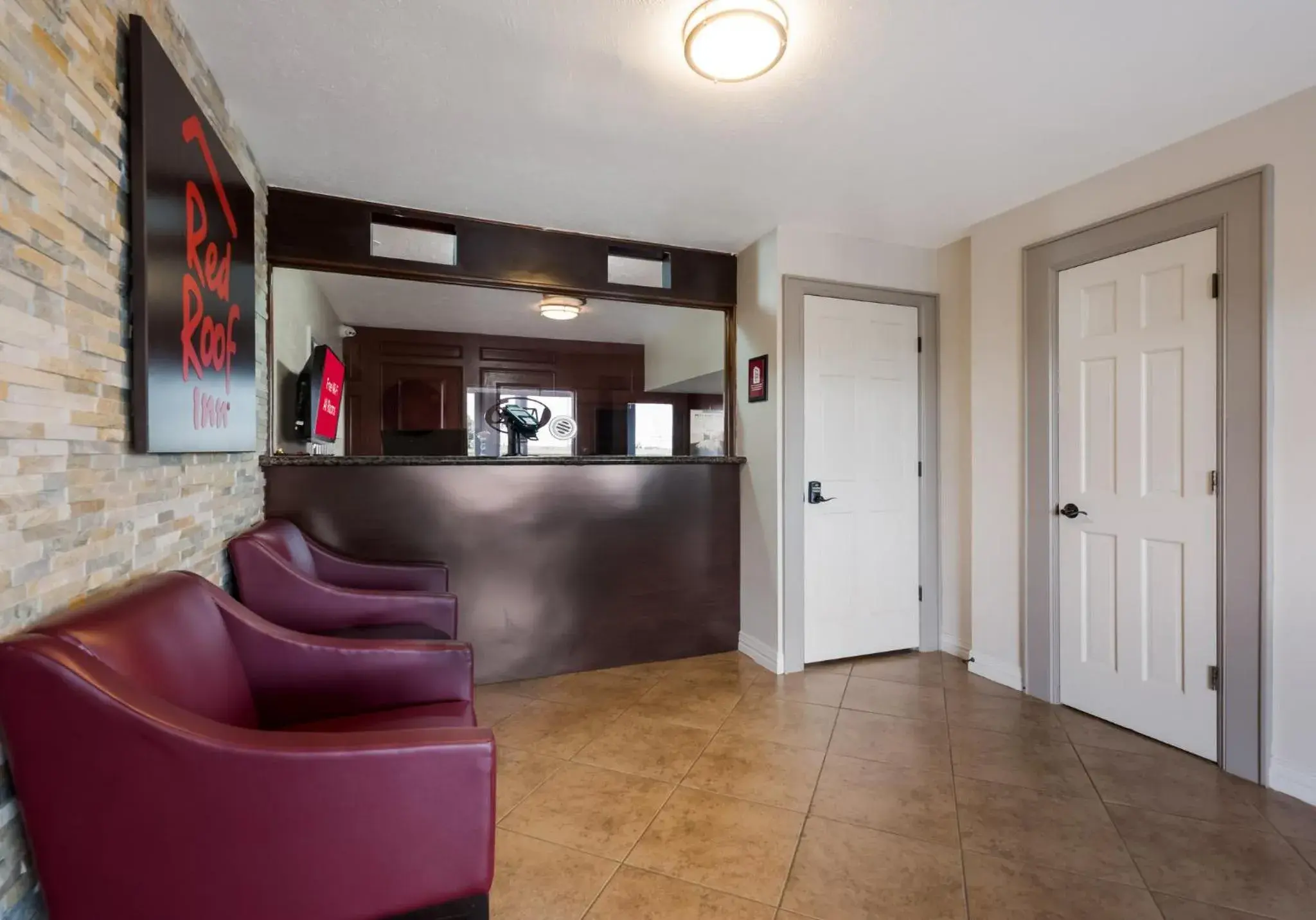 Lobby or reception, Lobby/Reception in Red Roof Inn Madisonville