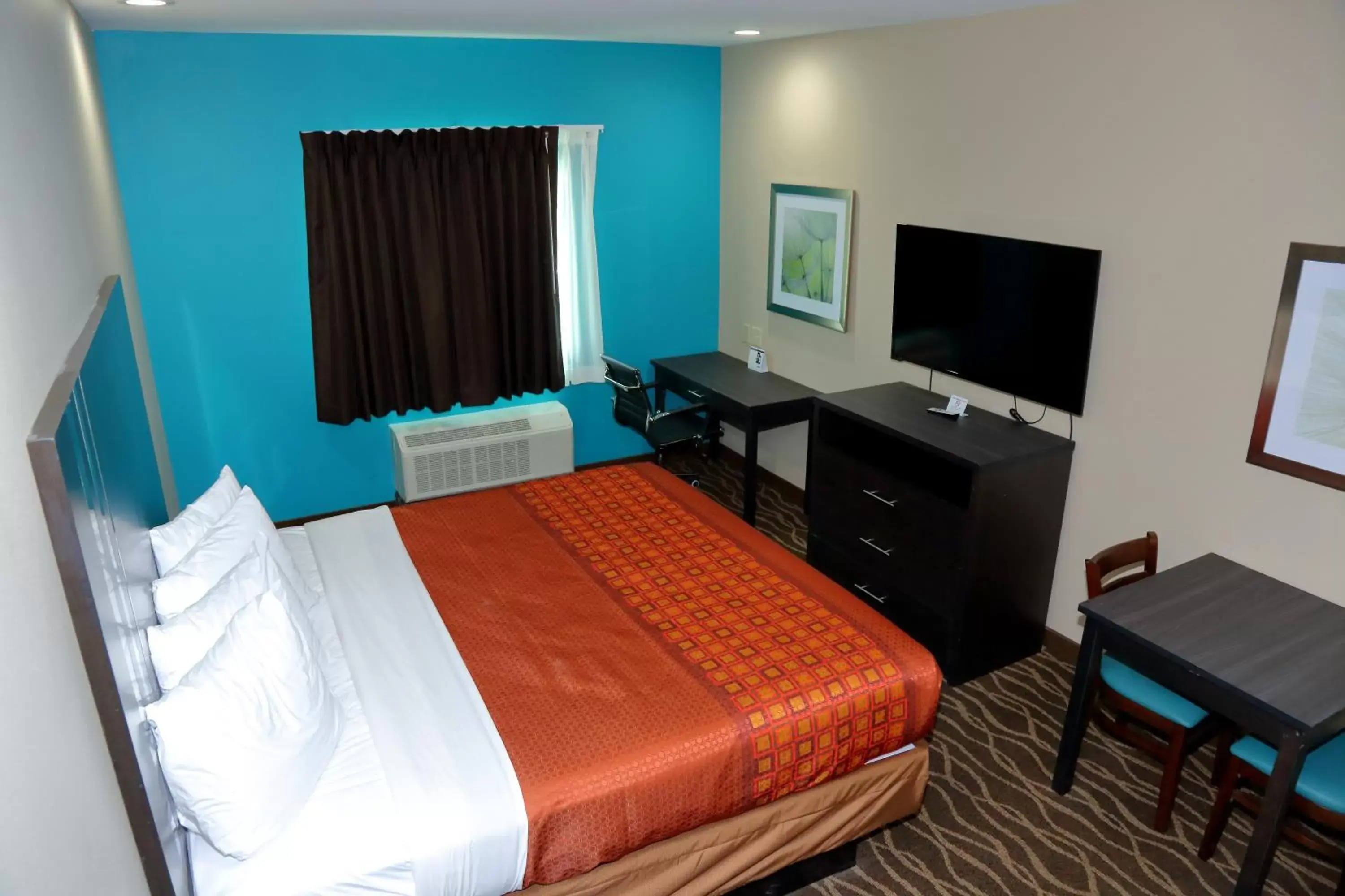 Bed in Americas Best Value Inn & Suites-Prairieville